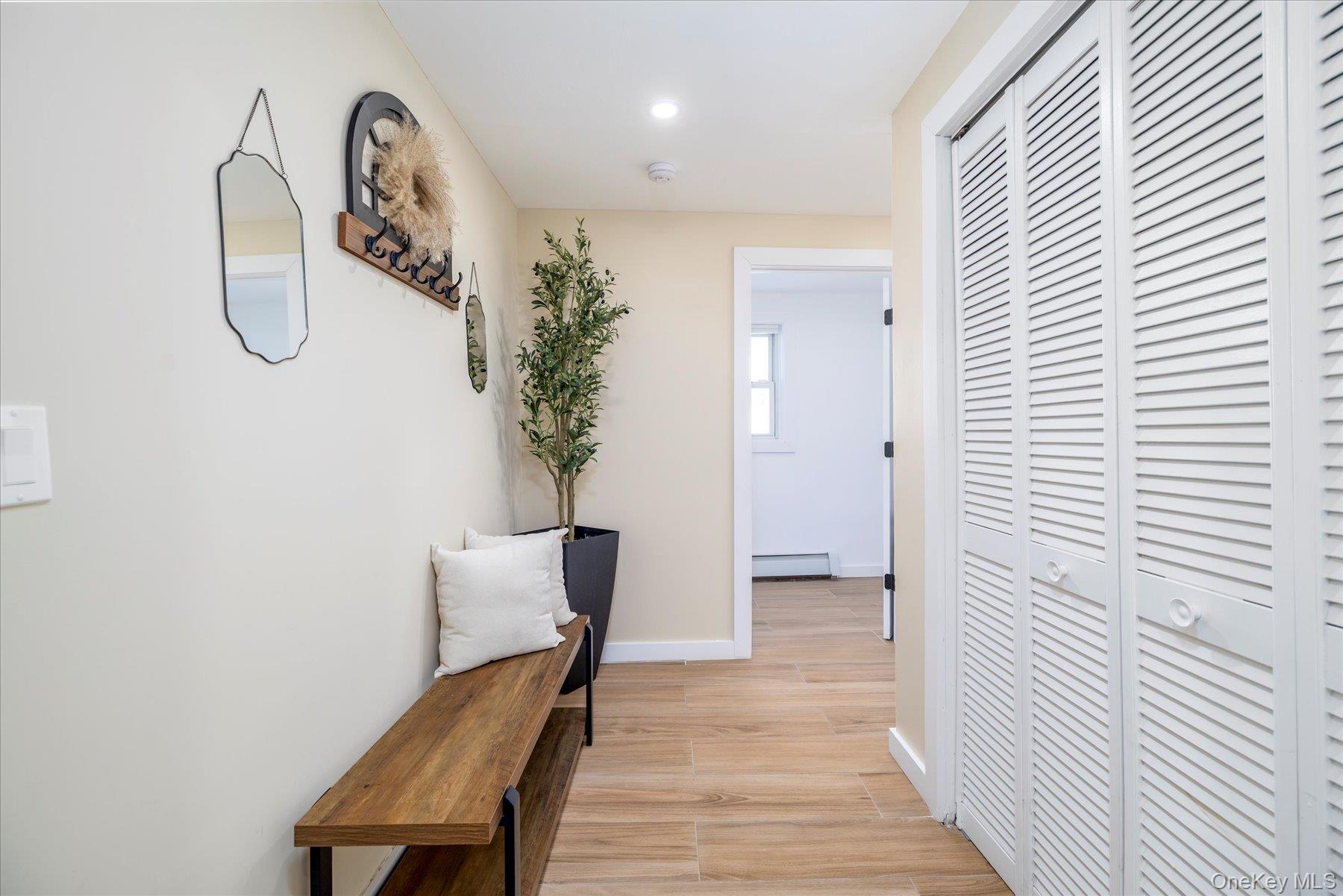 #15 photo, 2125 North Drive, नासाउ काउंटी Seaford , NY 11783