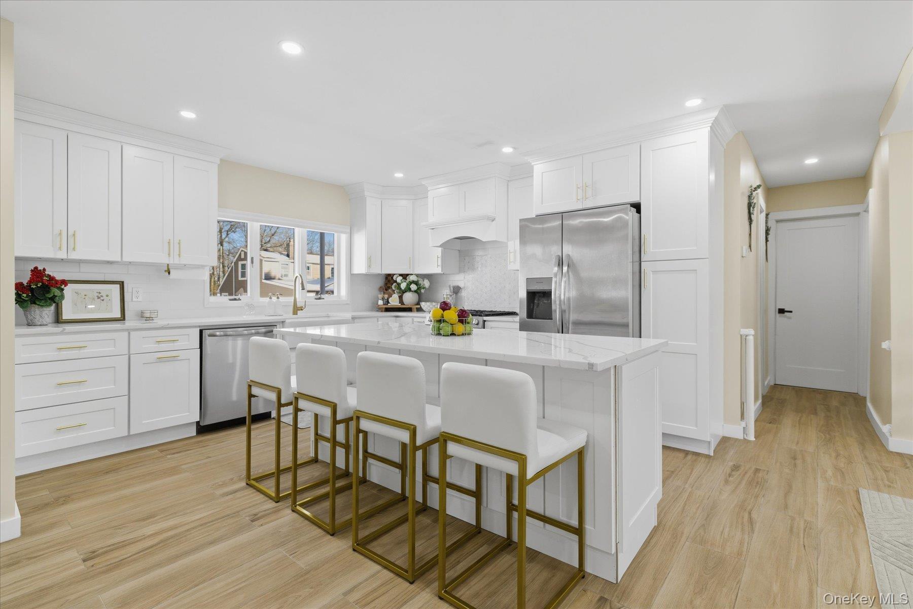 #8 photo, 2125 North Drive, नासाउ काउंटी Seaford , NY 11783