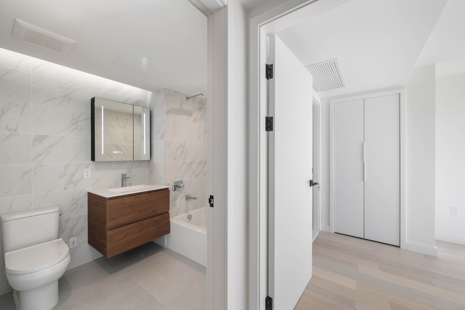 #10 photo, 144-49 NORTHERN Boulevard, Куинс ‖ Flushing , NY 11354