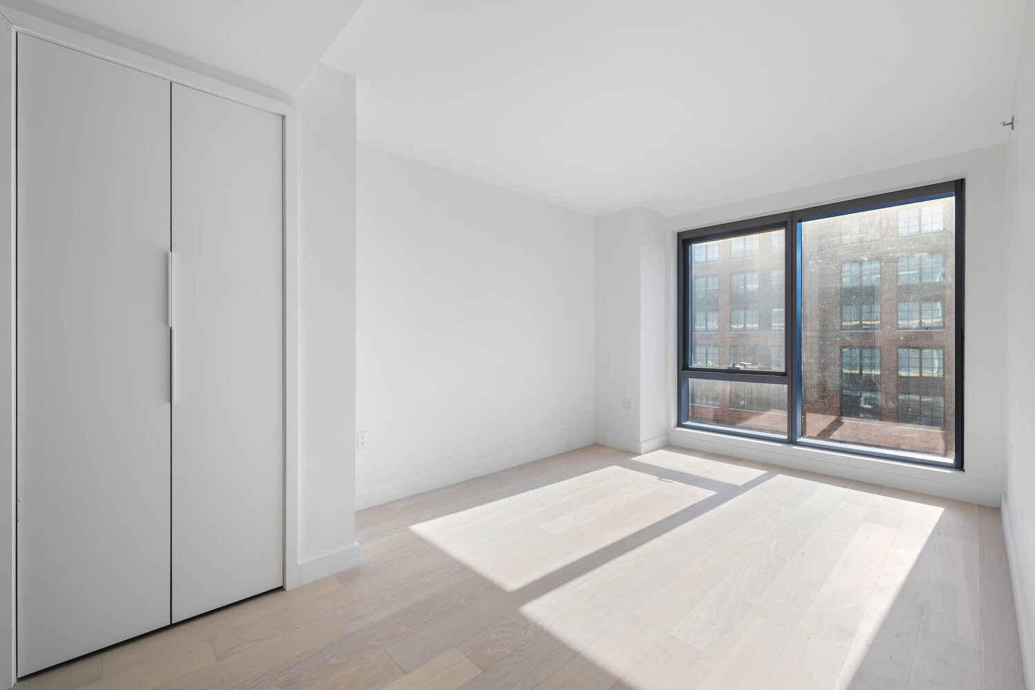 #6 photo, 144-49 NORTHERN Boulevard, Куинс ‖ Flushing , NY 11354