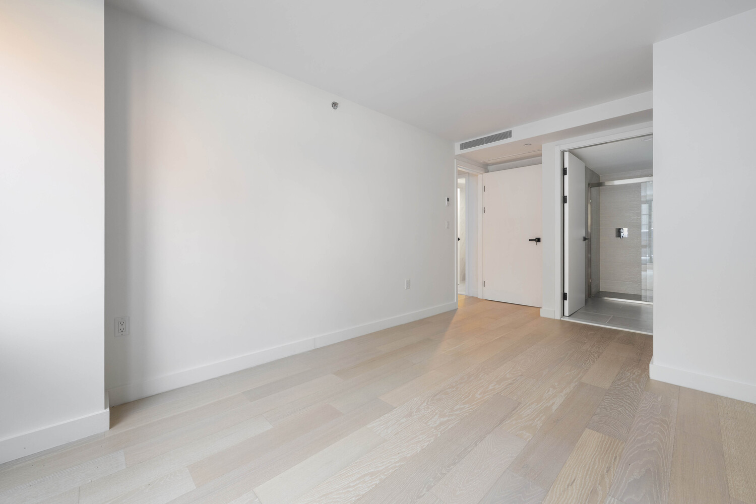 #9 photo, 144-49 NORTHERN Boulevard, Куинс ‖ Flushing , NY 11354