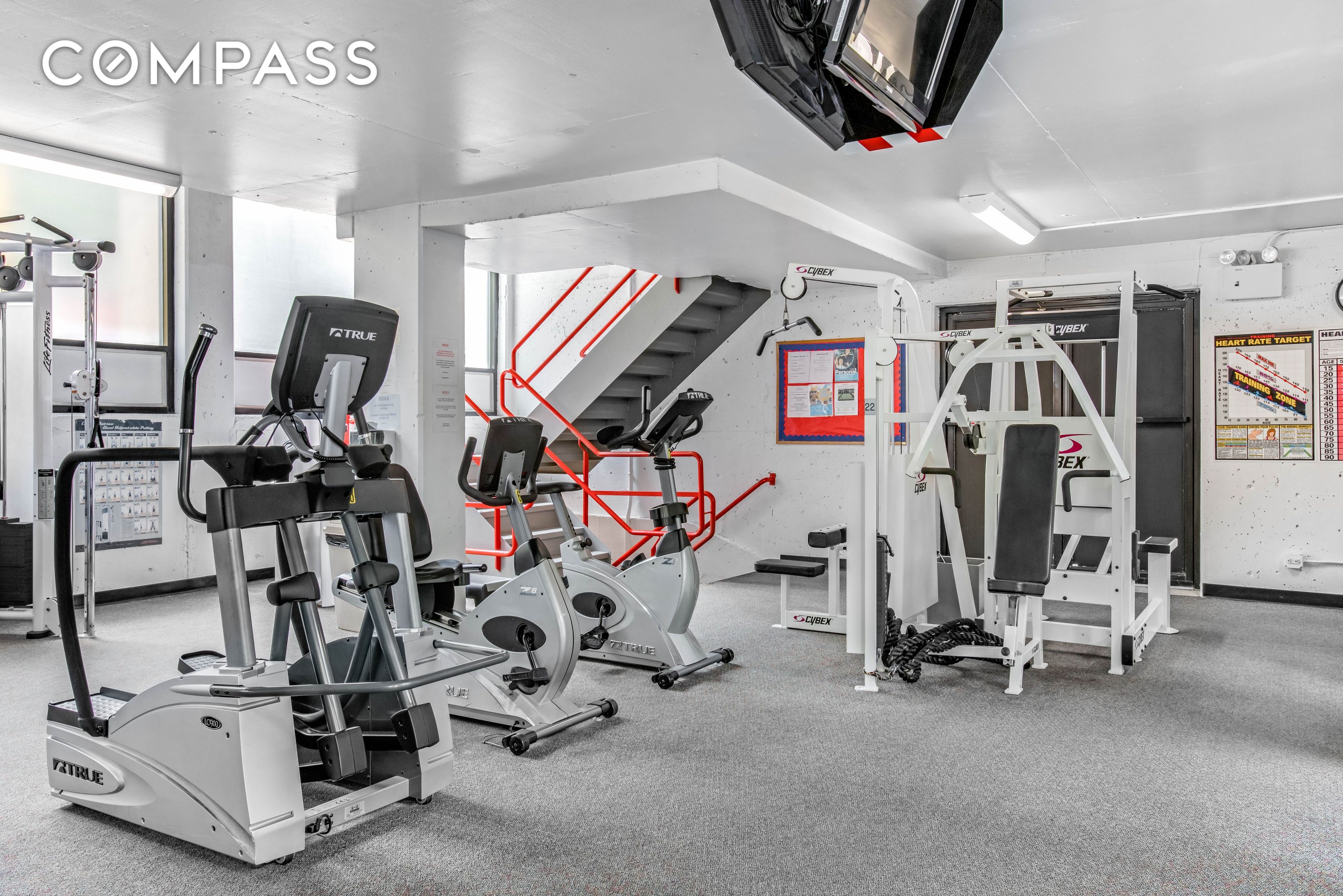 #16 photo, 531 Main Street, Roosevelt Island , NY 10044