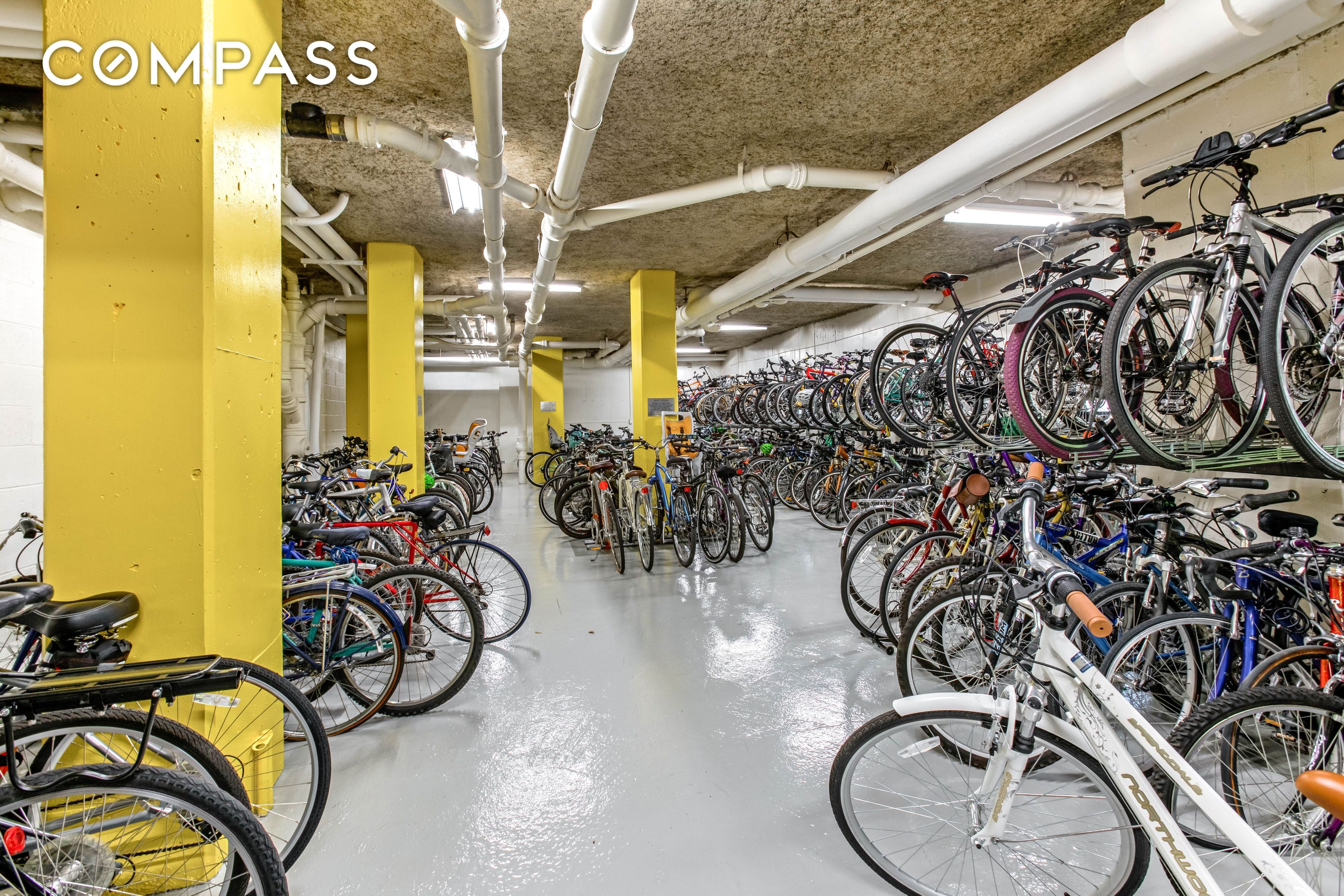 #18 photo, 531 Main Street, Roosevelt Island , NY 10044