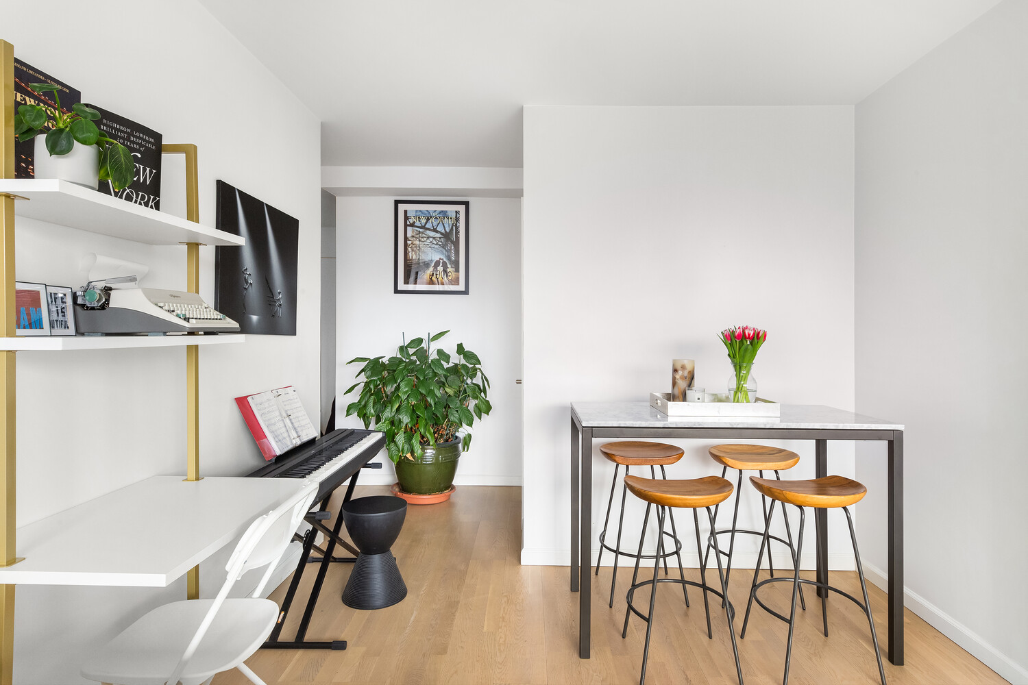 #5 photo, 111 3RD Avenue, Манхэттен ‖ East Village , NY 10003