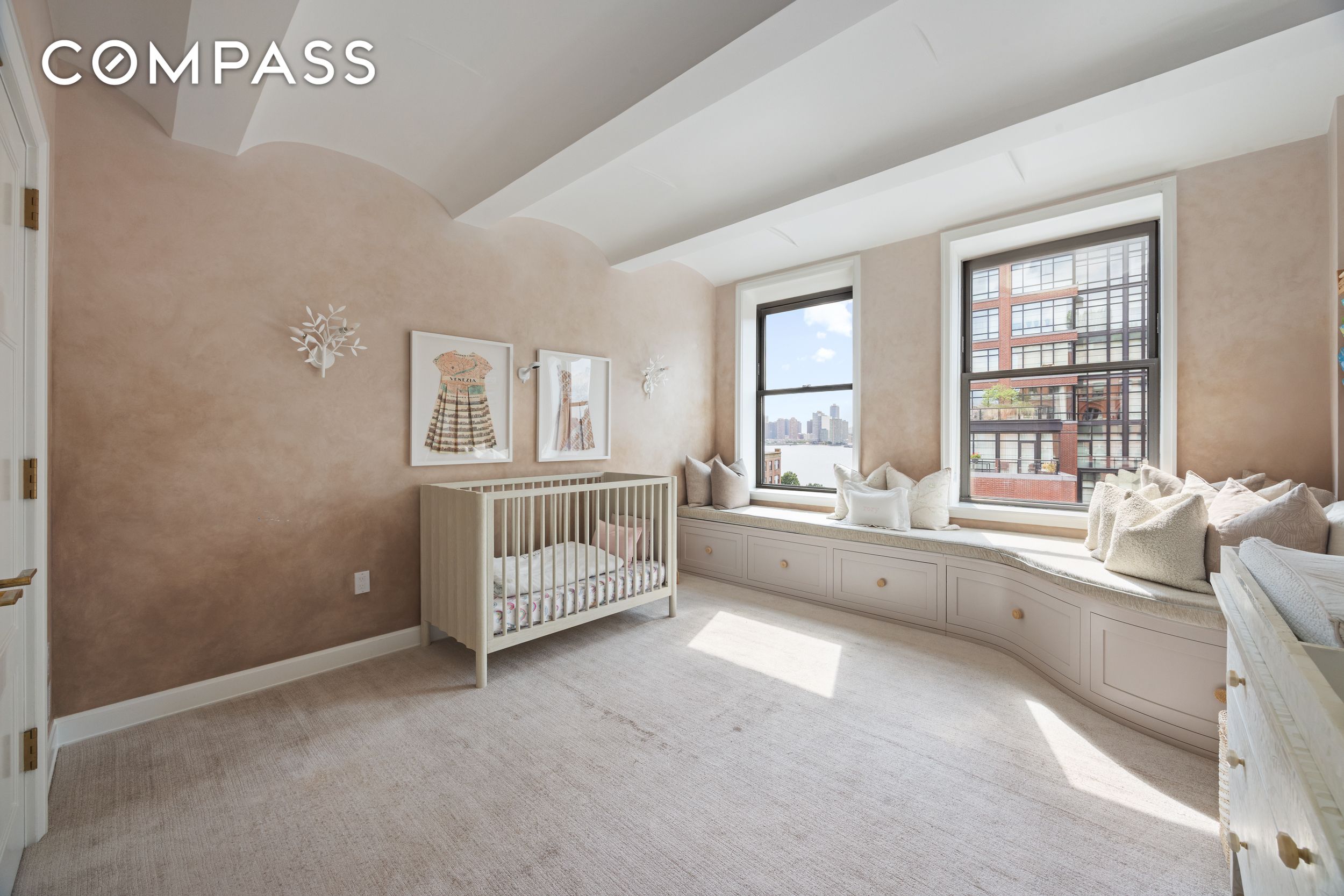 #20 photo, 275 W 10th Street, מנהטן West Village , NY 10014