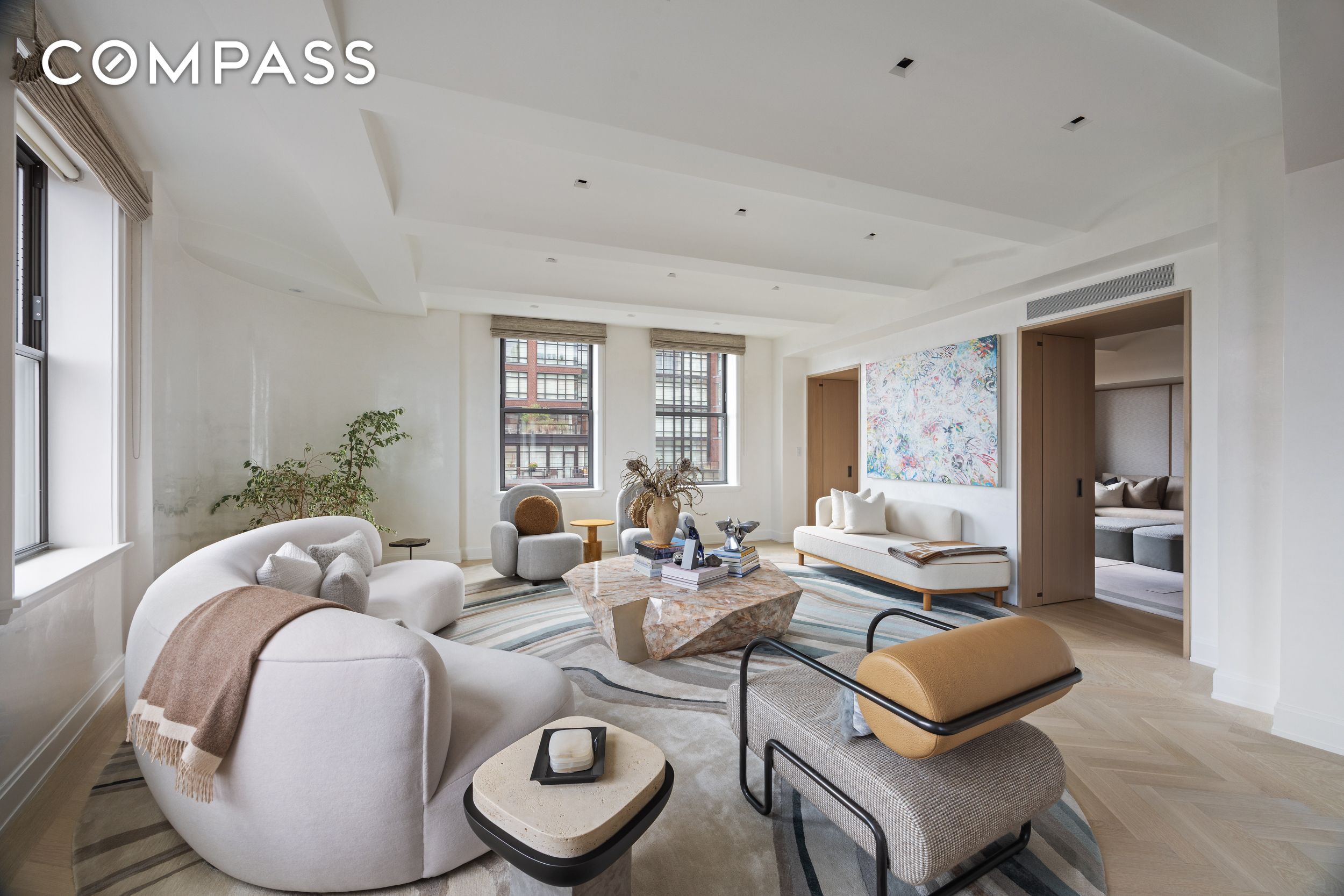 #5 photo, 275 W 10th Street, מנהטן West Village , NY 10014