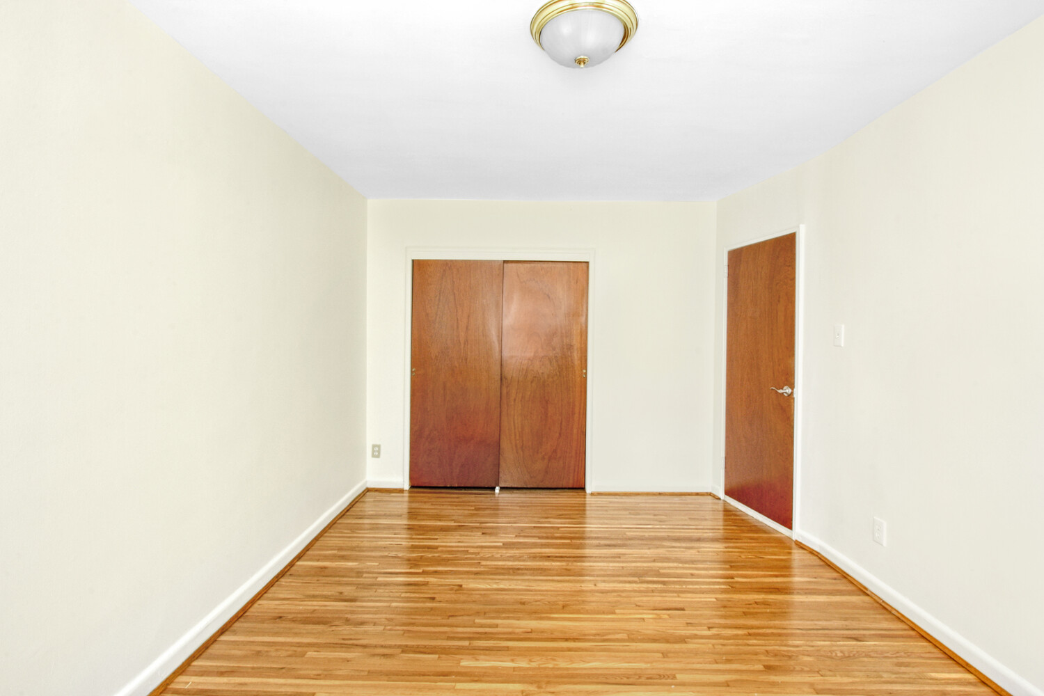 #7 photo, 8648 21ST Avenue, הברונקס Bath Beach , NY 11214