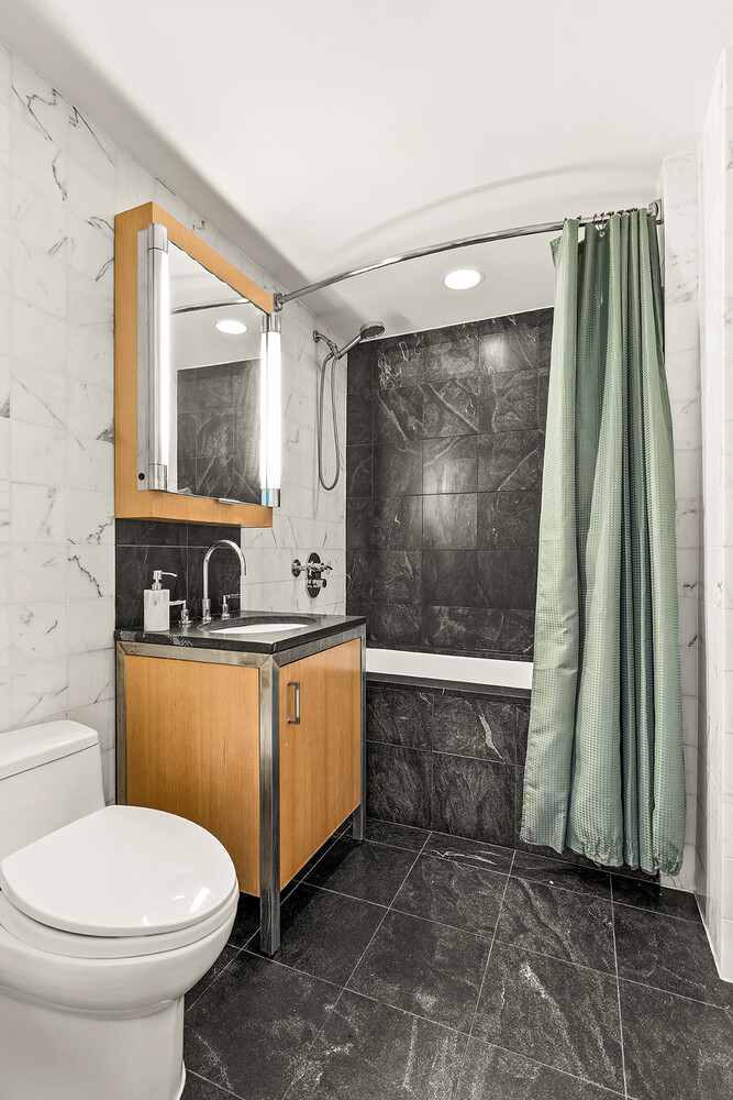 #6 photo, 100 W 58TH Street, Central Park South , NY 10019