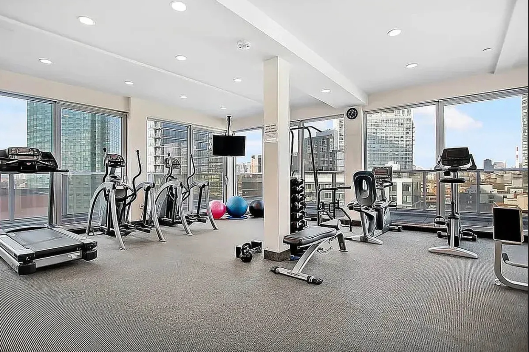 #7 photo, 26-26 Jackson Avenue, Long Island City , NY 11101