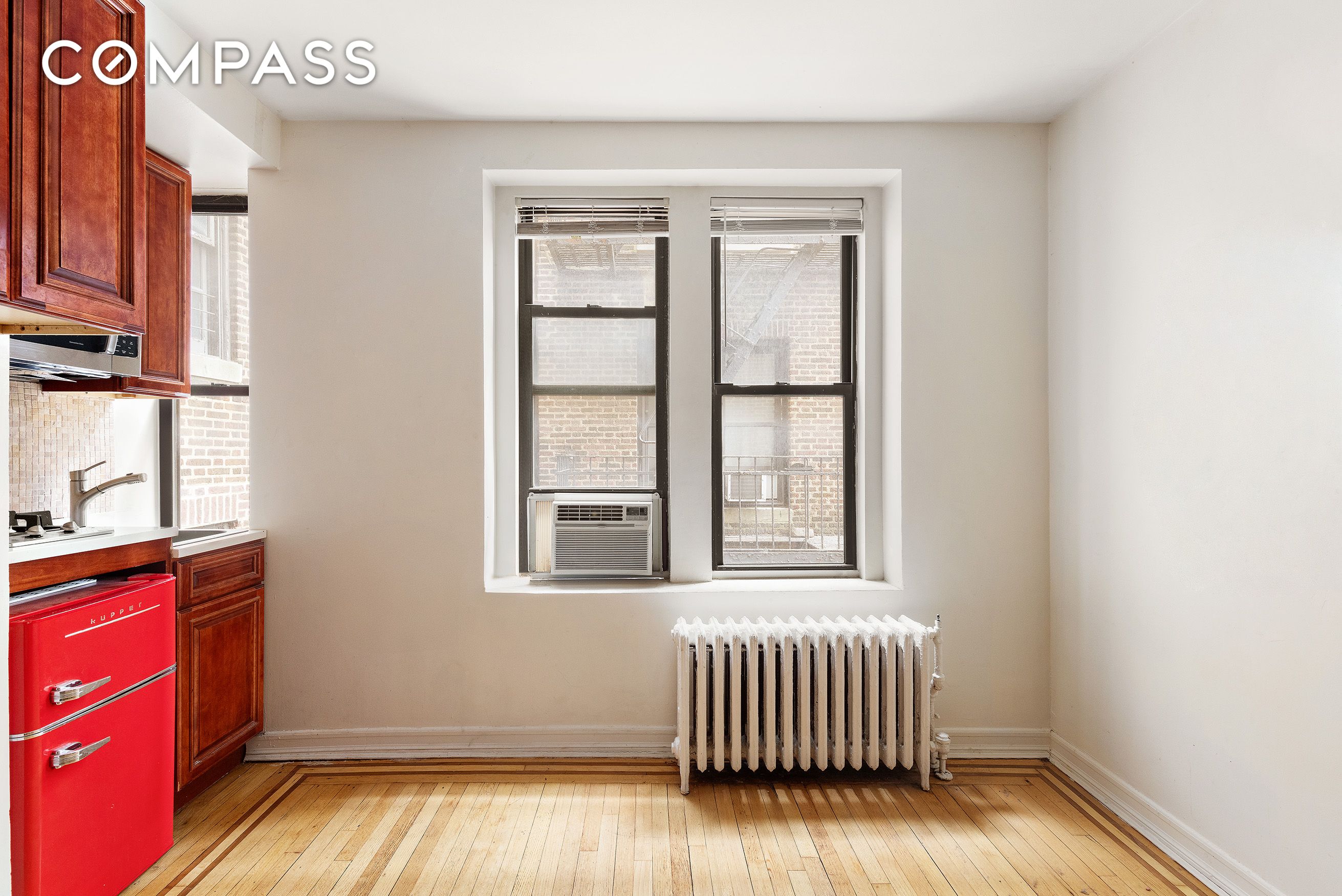 #1 photo, 300 8th Avenue, Park Slope , NY 11215