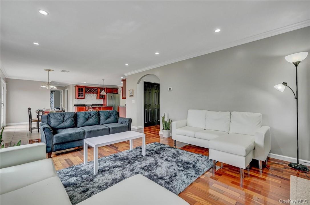 #18 photo, 73 Mountain Road, Bloomingburg , NY 12721