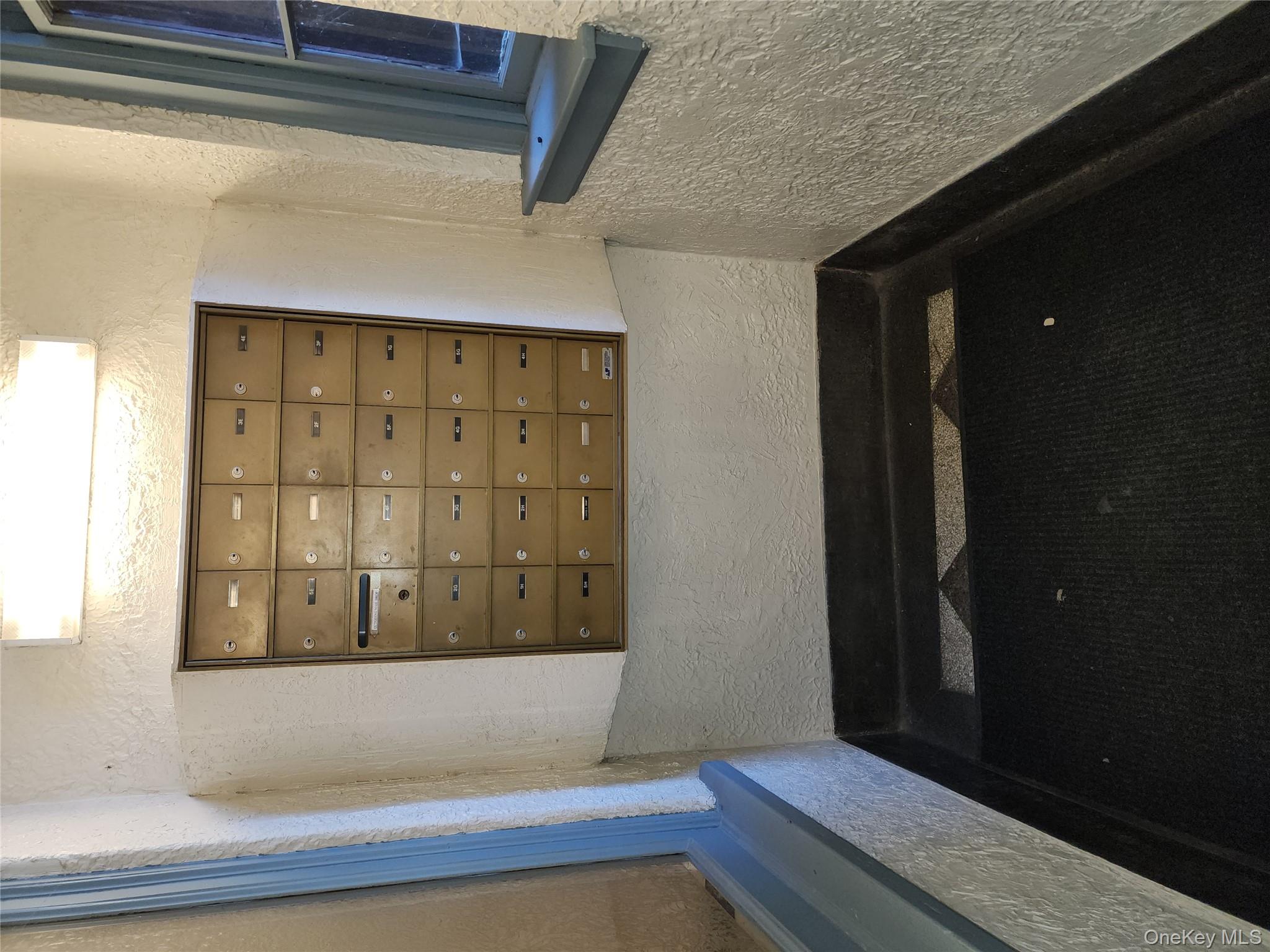 #2 photo, 673 Locust Street, Mount Vernon , NY 10552