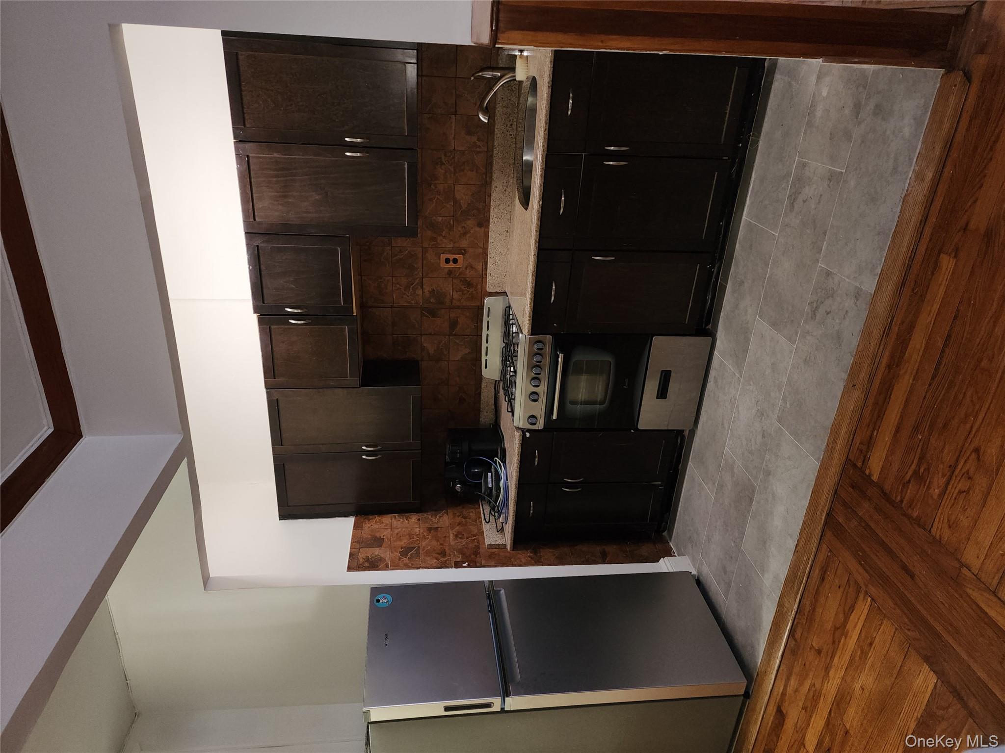 #7 photo, 673 Locust Street, Mount Vernon , NY 10552