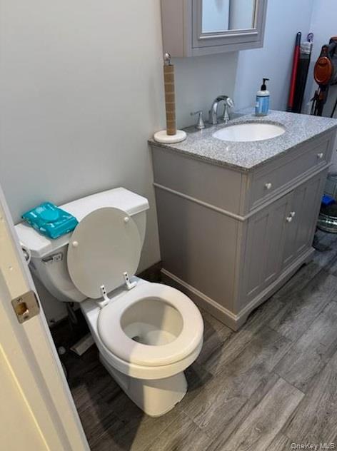 #8 photo, 23 West 73rd Street, New York (Manhattan) , NY 10023