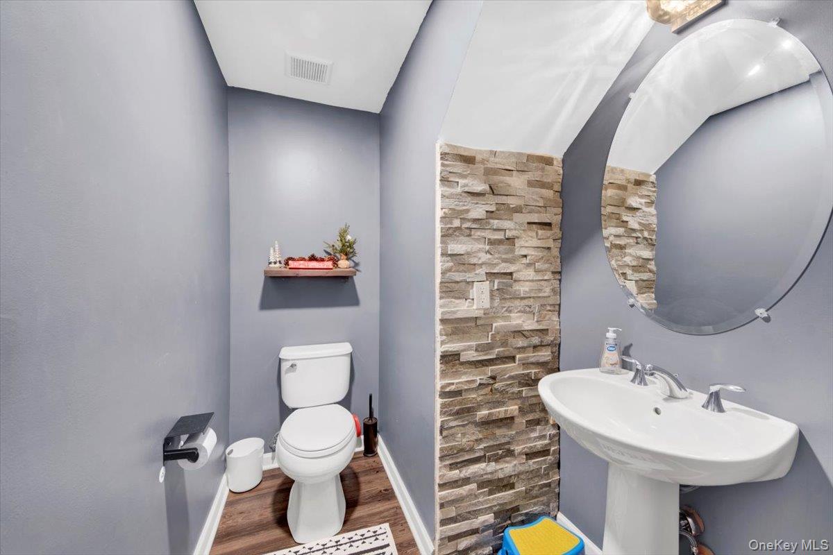 #14 photo, 4 Kless Court, Middletown , NY 10940