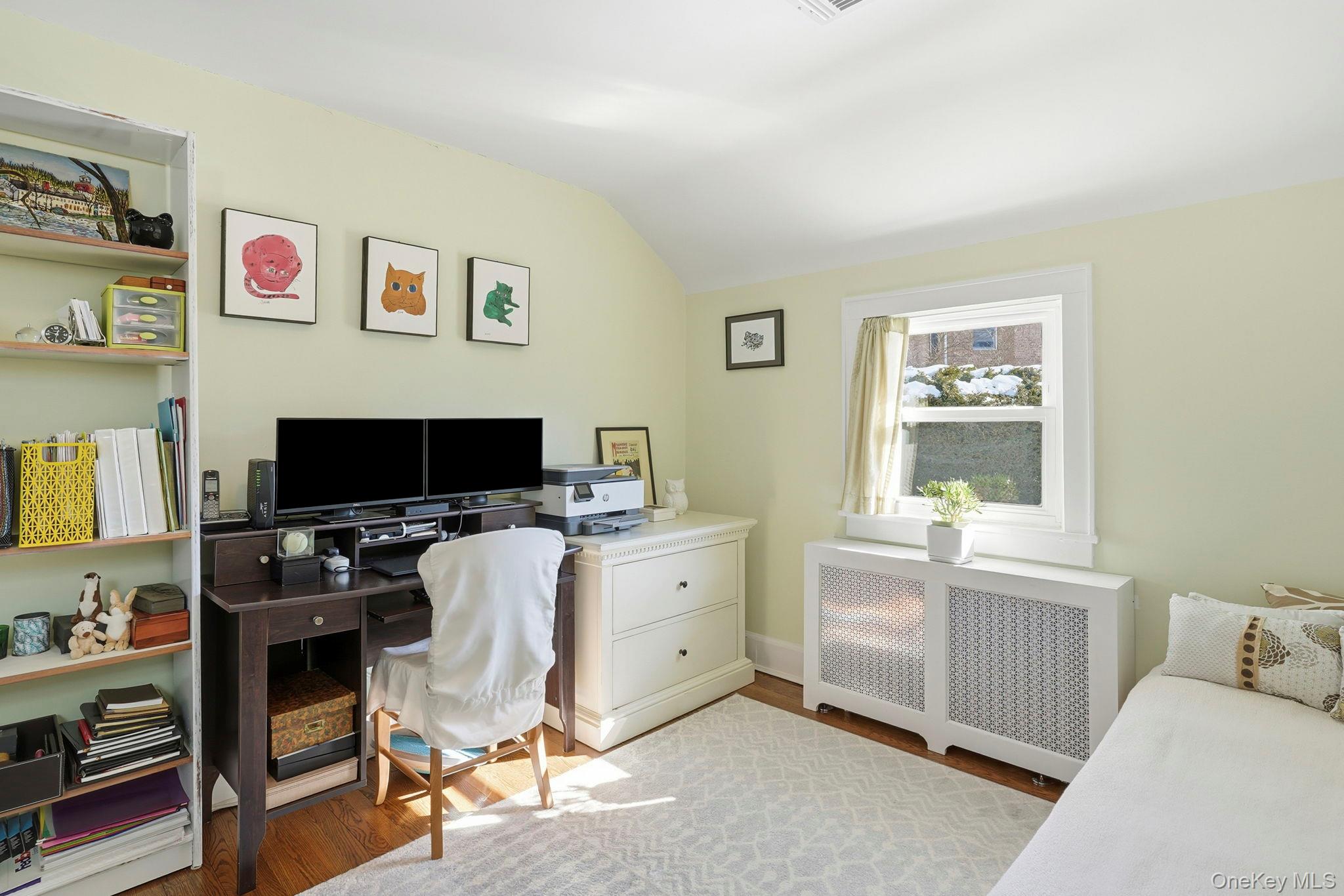 #12 photo, 4 Dupont Avenue, White Plains , NY 10605