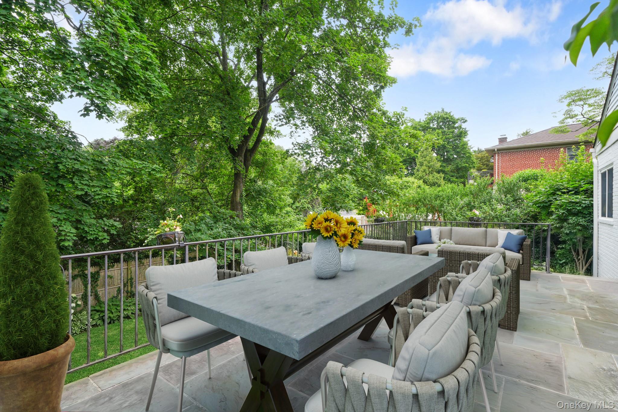 #7 photo, 100 Yale Road, Hartsdale , NY 10530