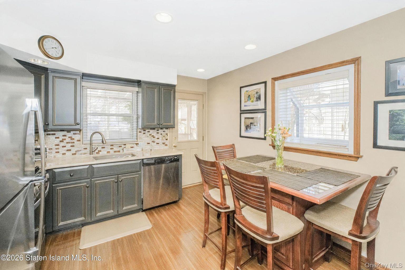 #10 photo, 194 Justin, Staten Island , NY 10306