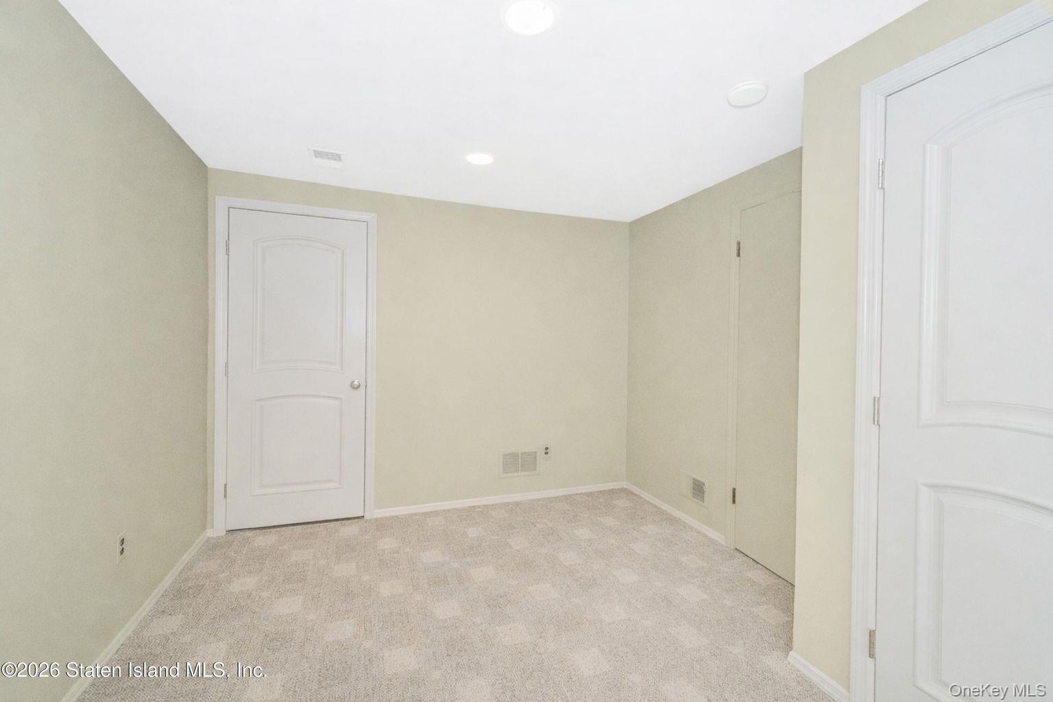 #8 photo, 194 Justin, Staten Island , NY 10306