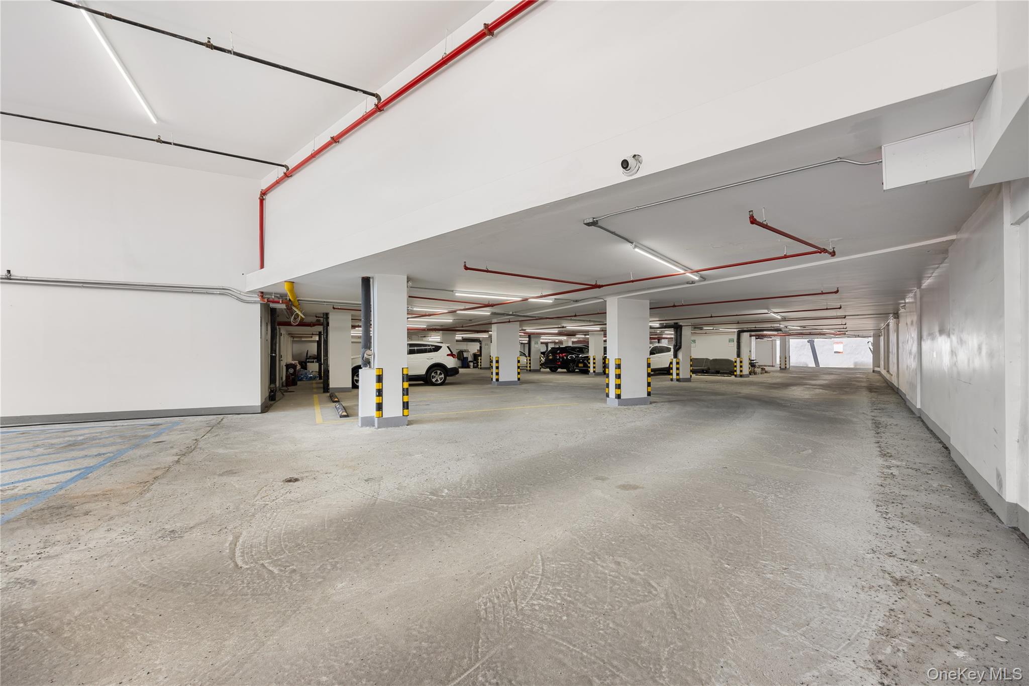 #16 photo, 70-65 Queens Boulevard, Woodside , NY 11377