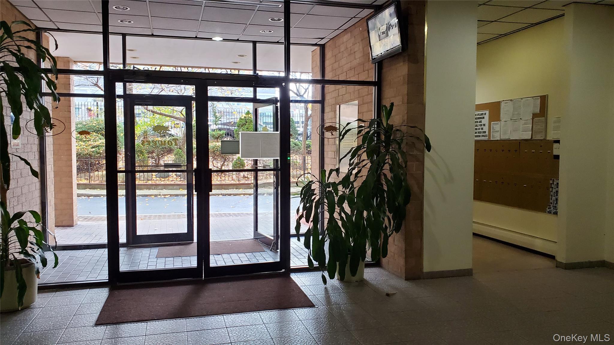 #2 photo, 136-75 37 Avenue, Flushing , NY 11354