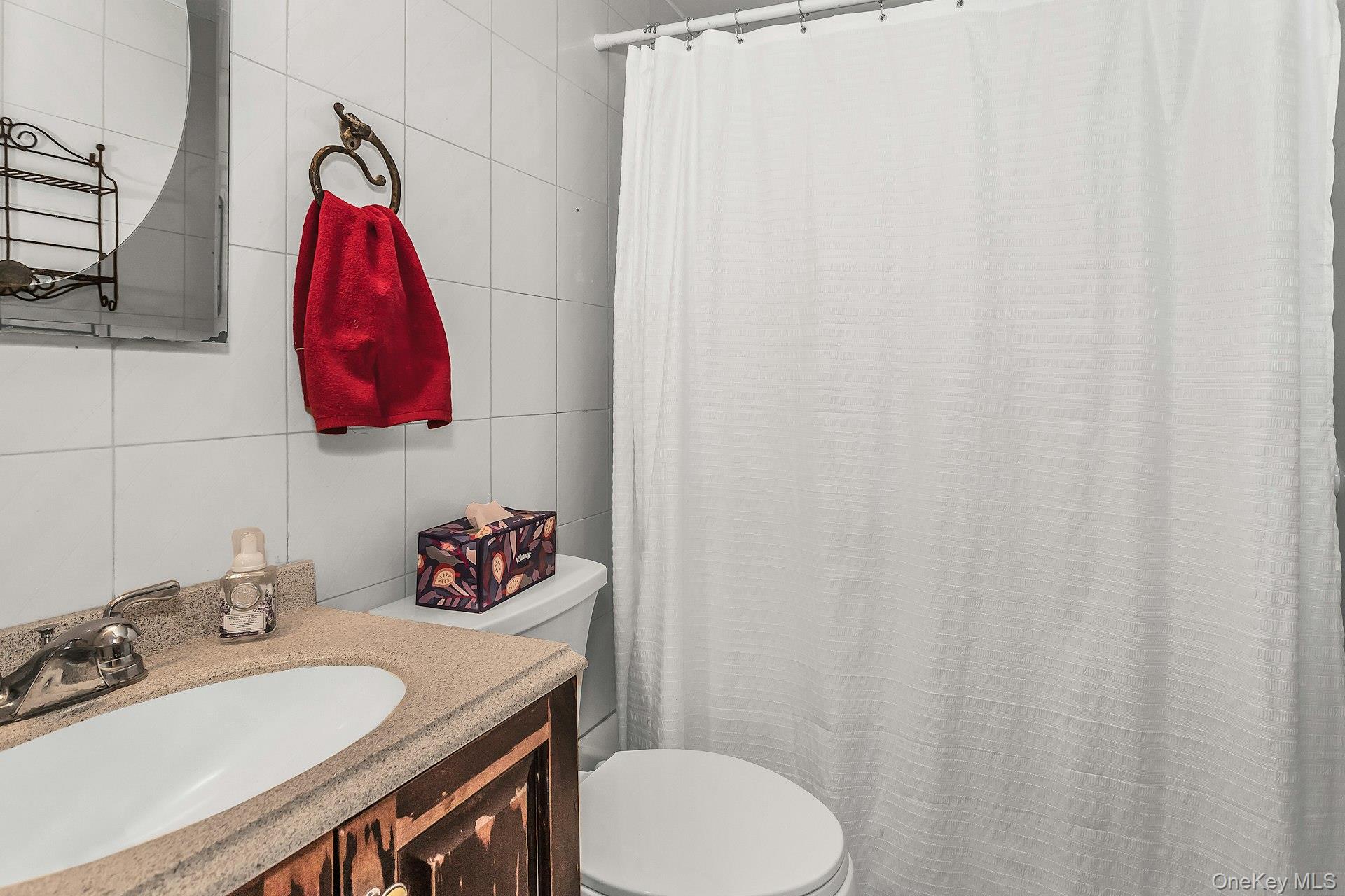 #15 photo, 1 Towne Court, Melville , NY 11747