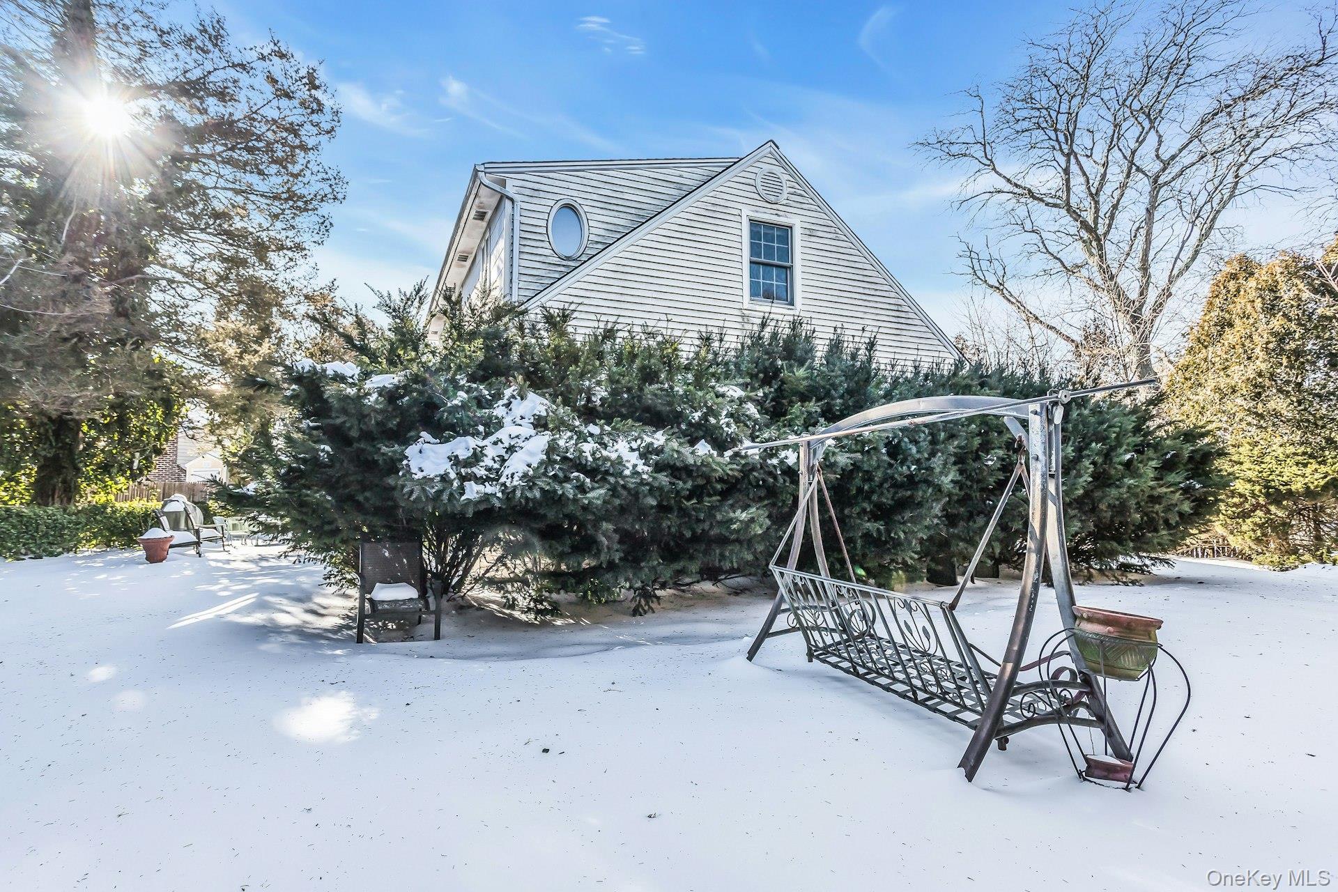 #17 photo, 1 Towne Court, Melville , NY 11747