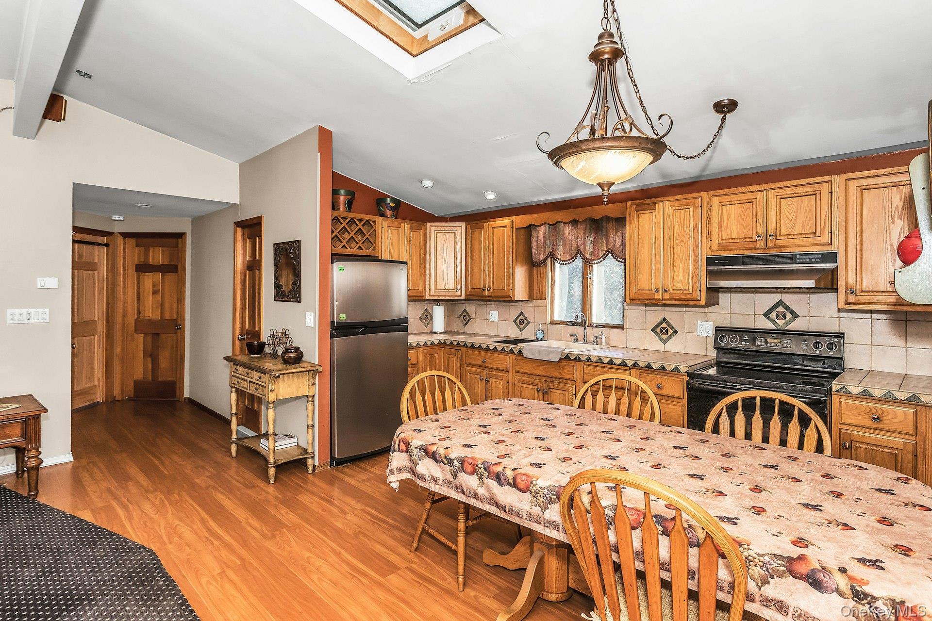 #6 photo, 1 Towne Court, Melville , NY 11747