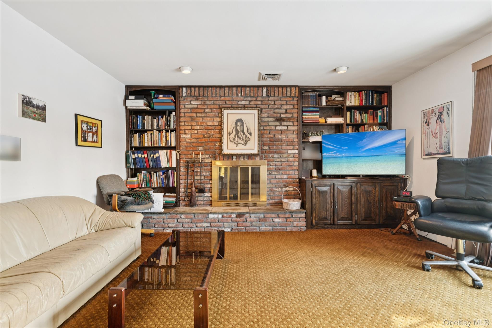 #10 photo, 10 Sarah Drive, מחוז סאפוק Dix Hills , NY 11746