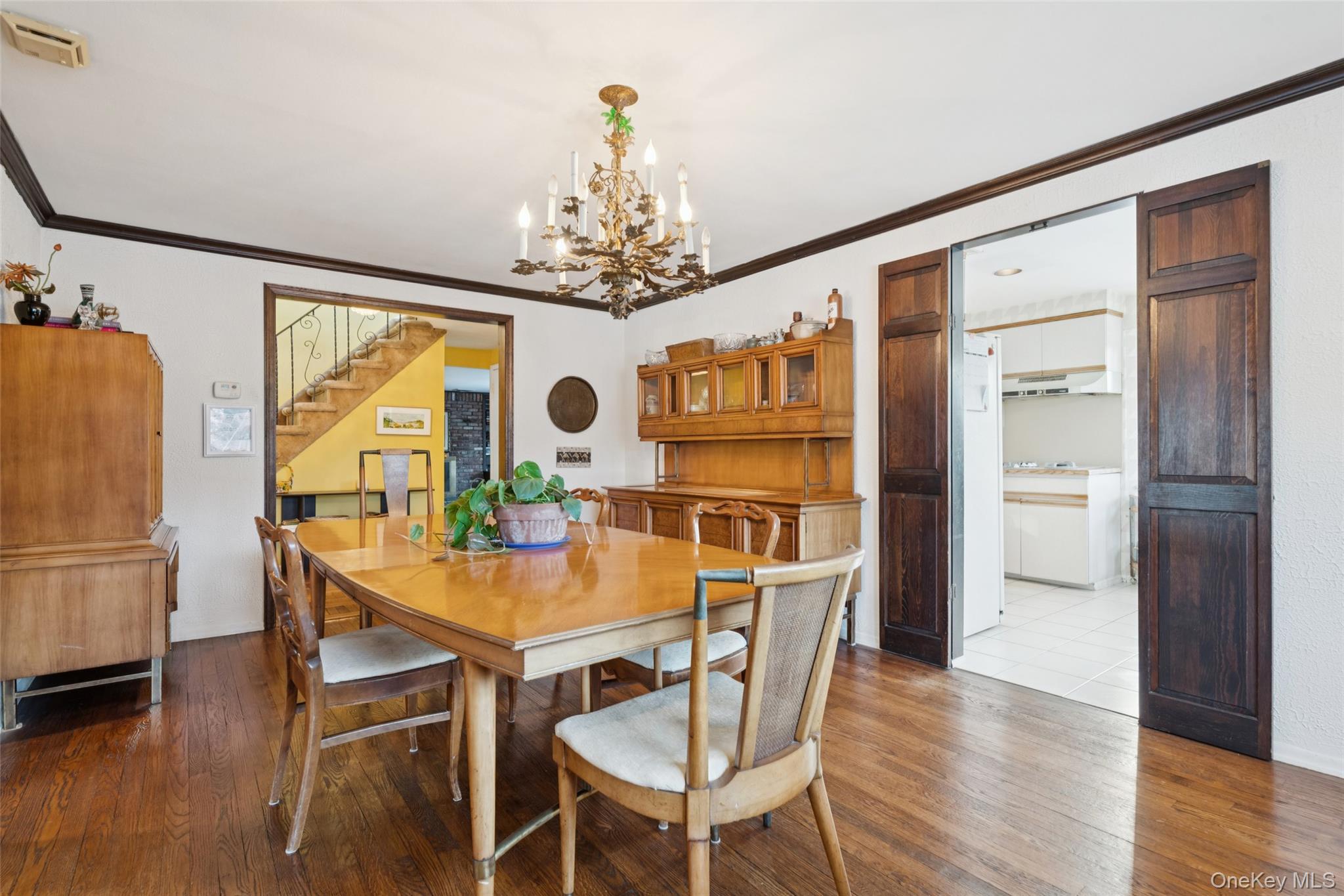 #12 photo, 10 Sarah Drive, מחוז סאפוק Dix Hills , NY 11746