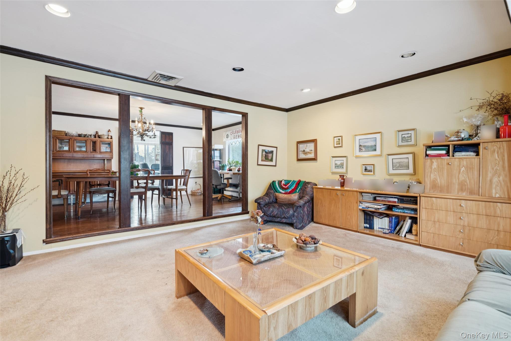 #8 photo, 10 Sarah Drive, מחוז סאפוק Dix Hills , NY 11746