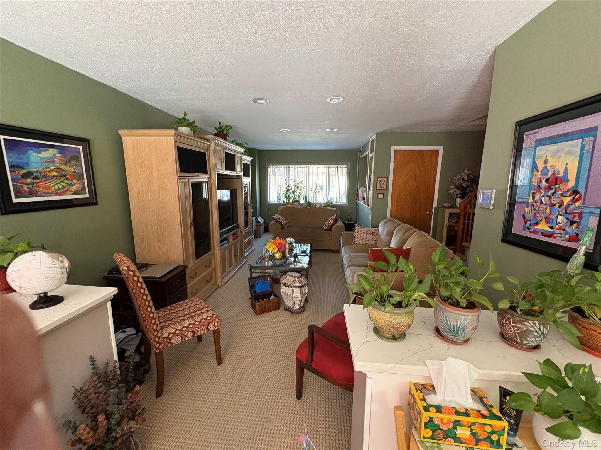 #10 photo, 281 Graff Avenue, Бронкс ‖ Bronx , NY 10465