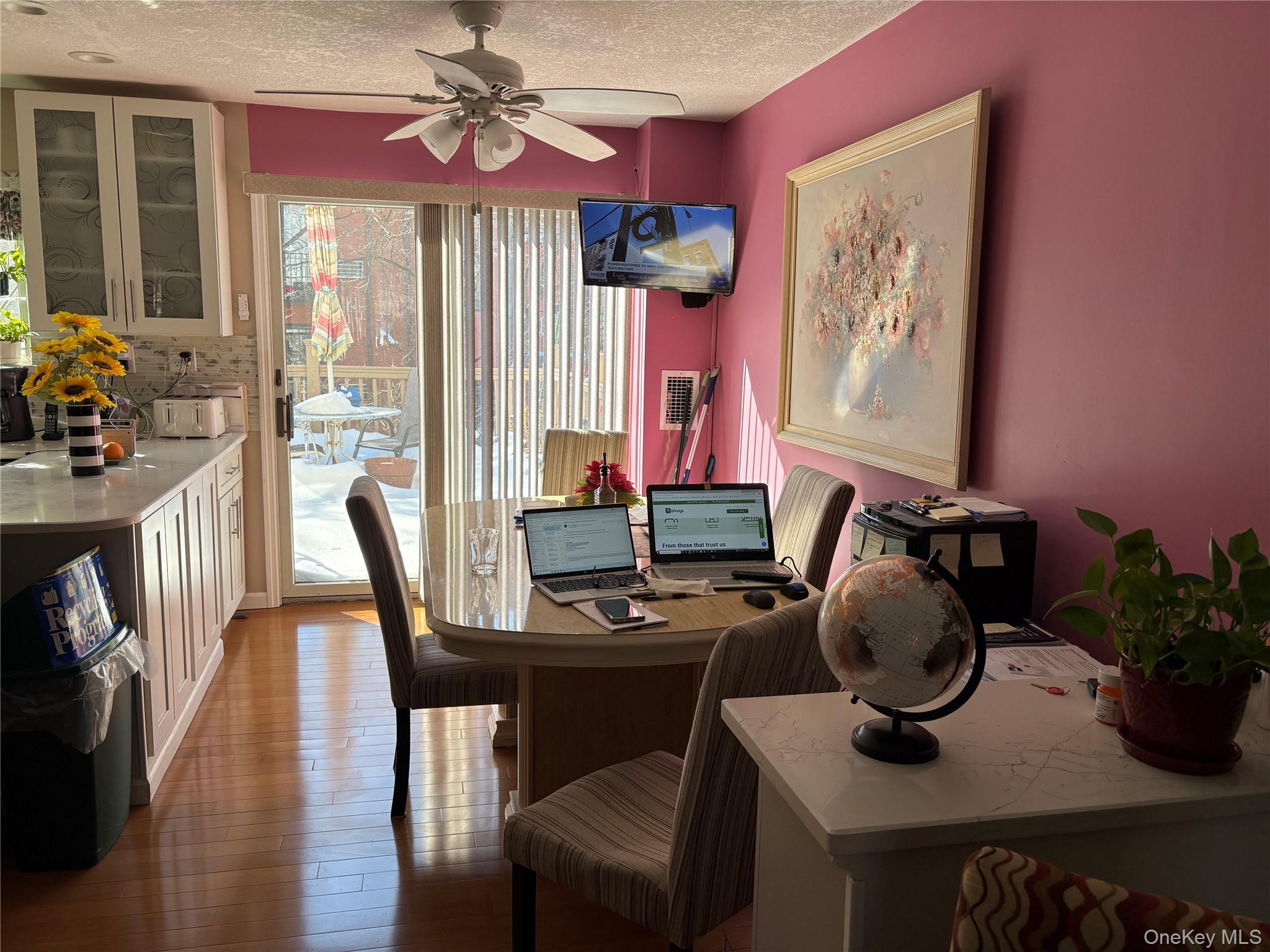 #13 photo, 281 Graff Avenue, Бронкс ‖ Bronx , NY 10465