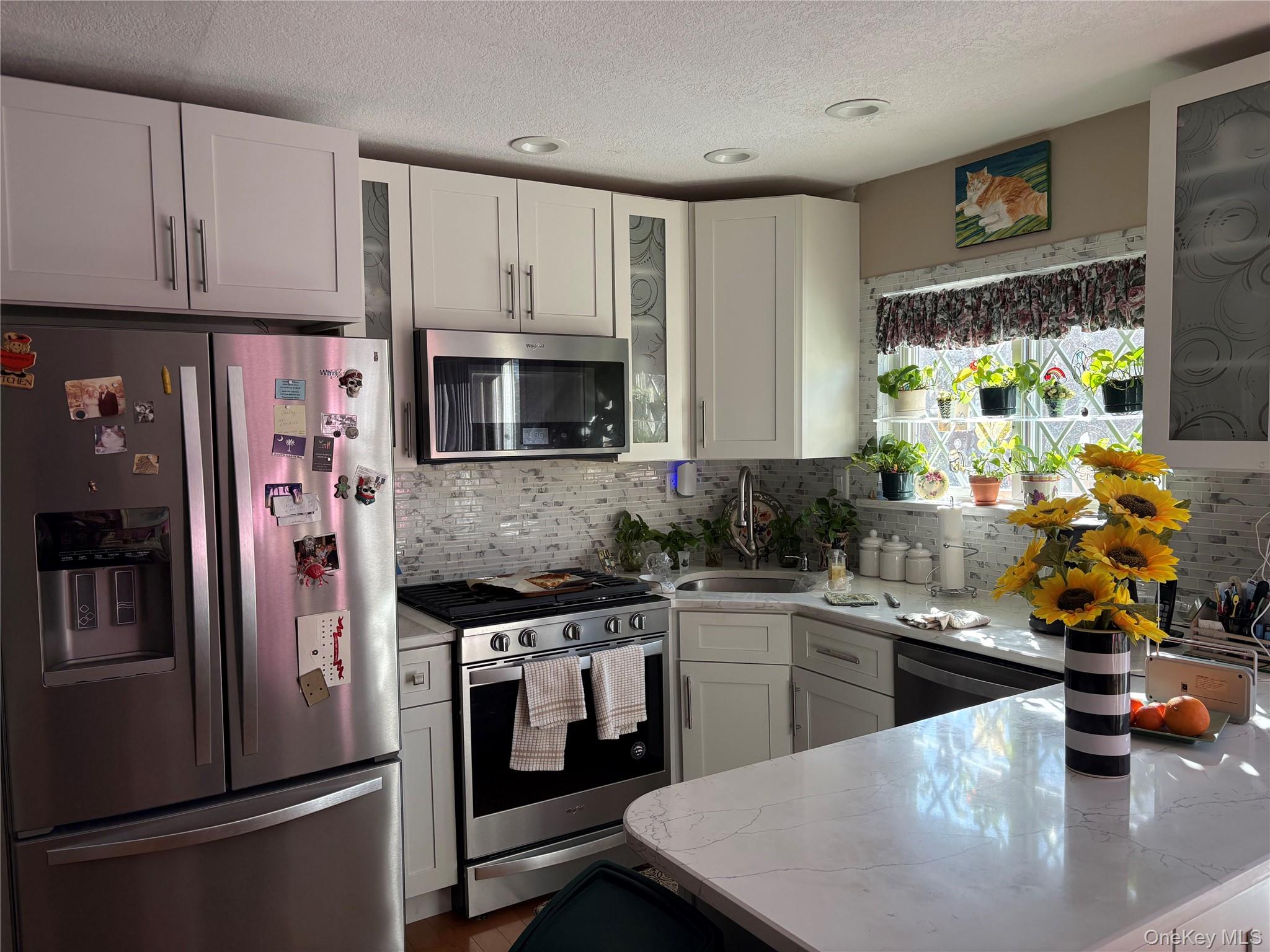 #8 photo, 281 Graff Avenue, Бронкс ‖ Bronx , NY 10465