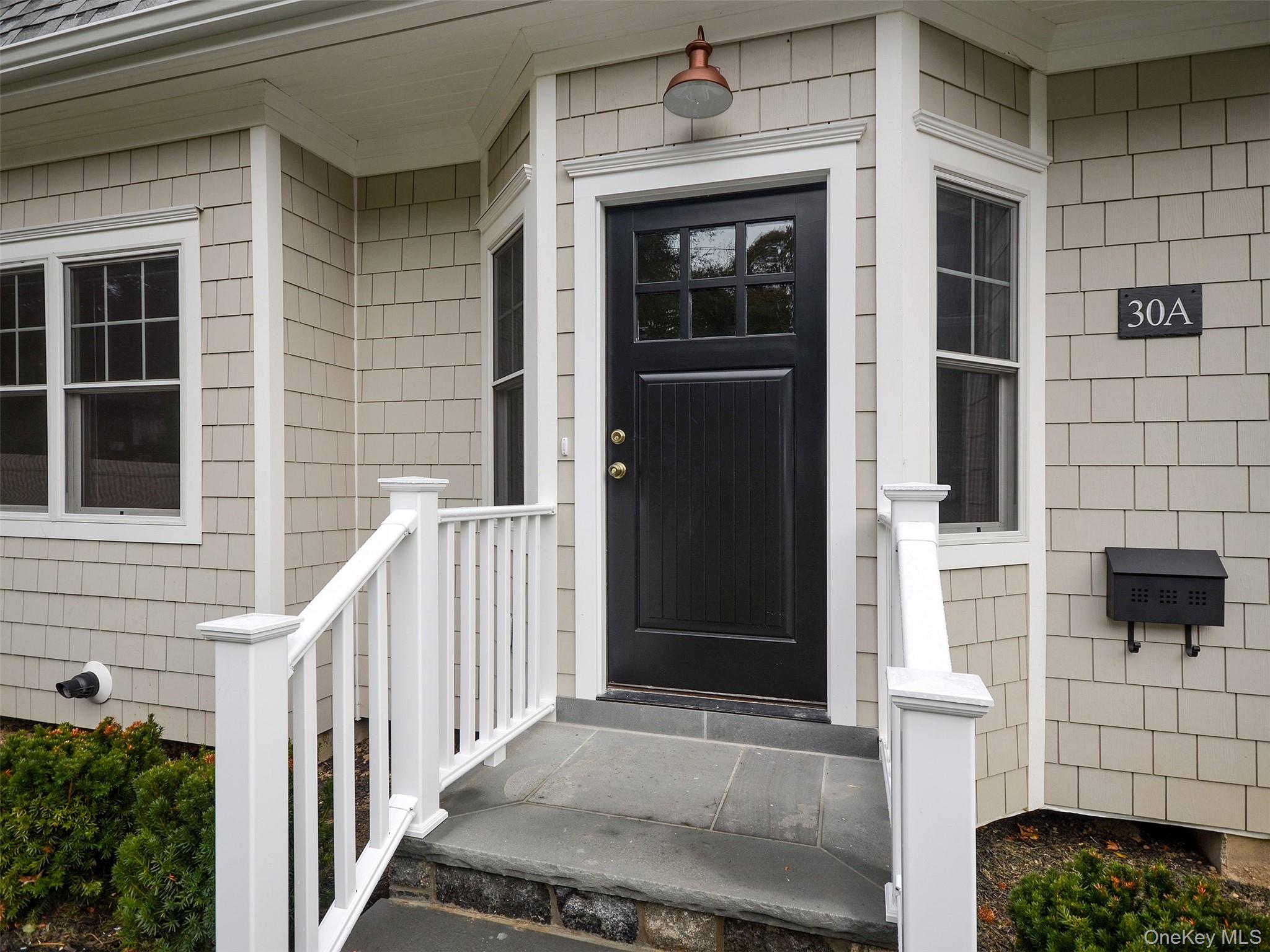 #2 photo, 30 Rear Dunes Lane, पोर्ट वॉशिंगटन Port Washington , NY 11050