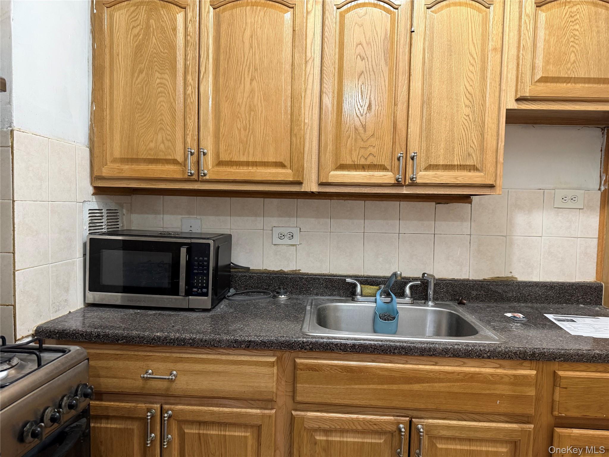 #3 photo, 84-20 51st Avenue, Elmhurst , NY 11373