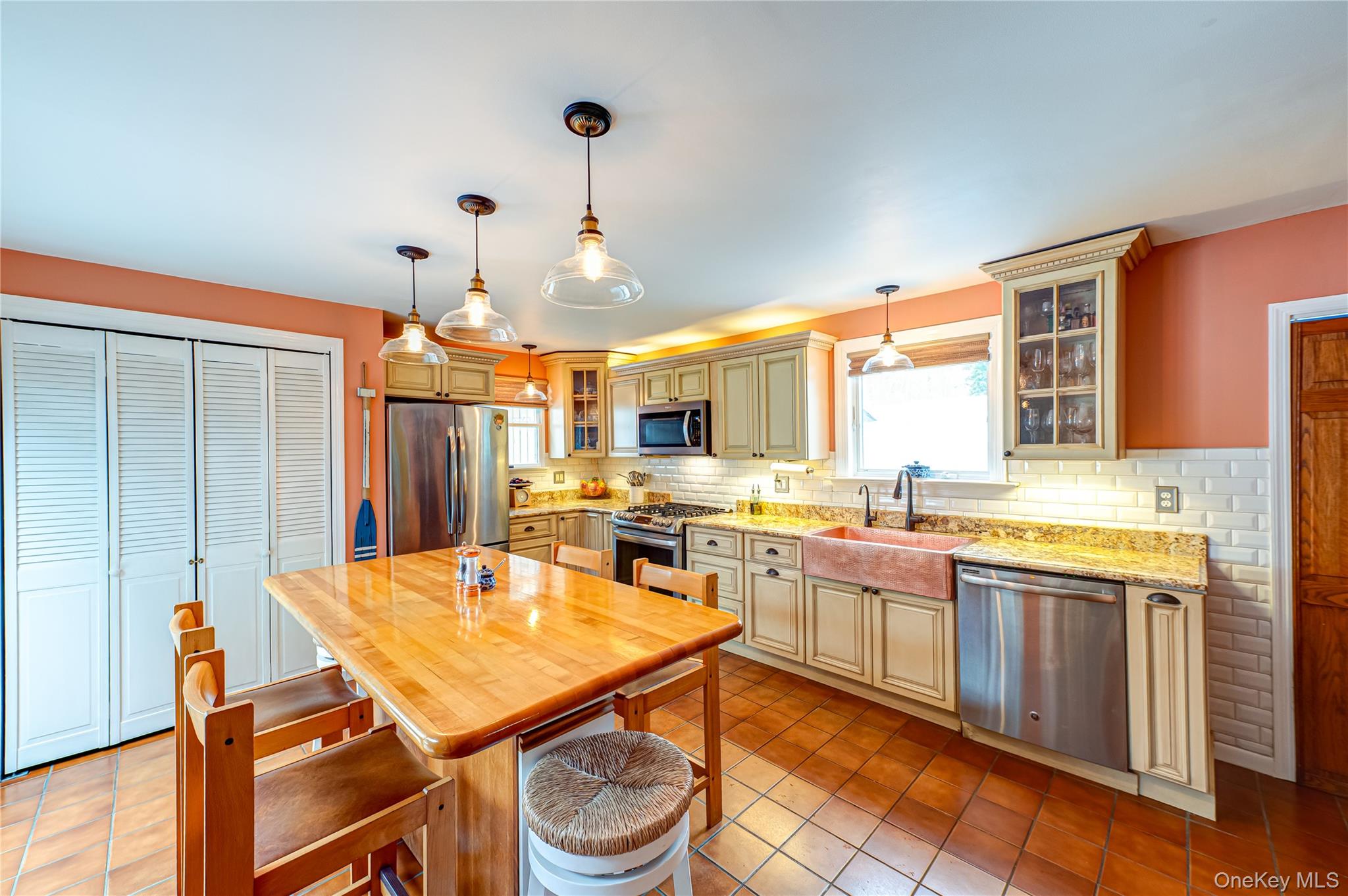 #7 photo, 7 Nicholas Street, 东长岛 Port Jefferson , NY 11777