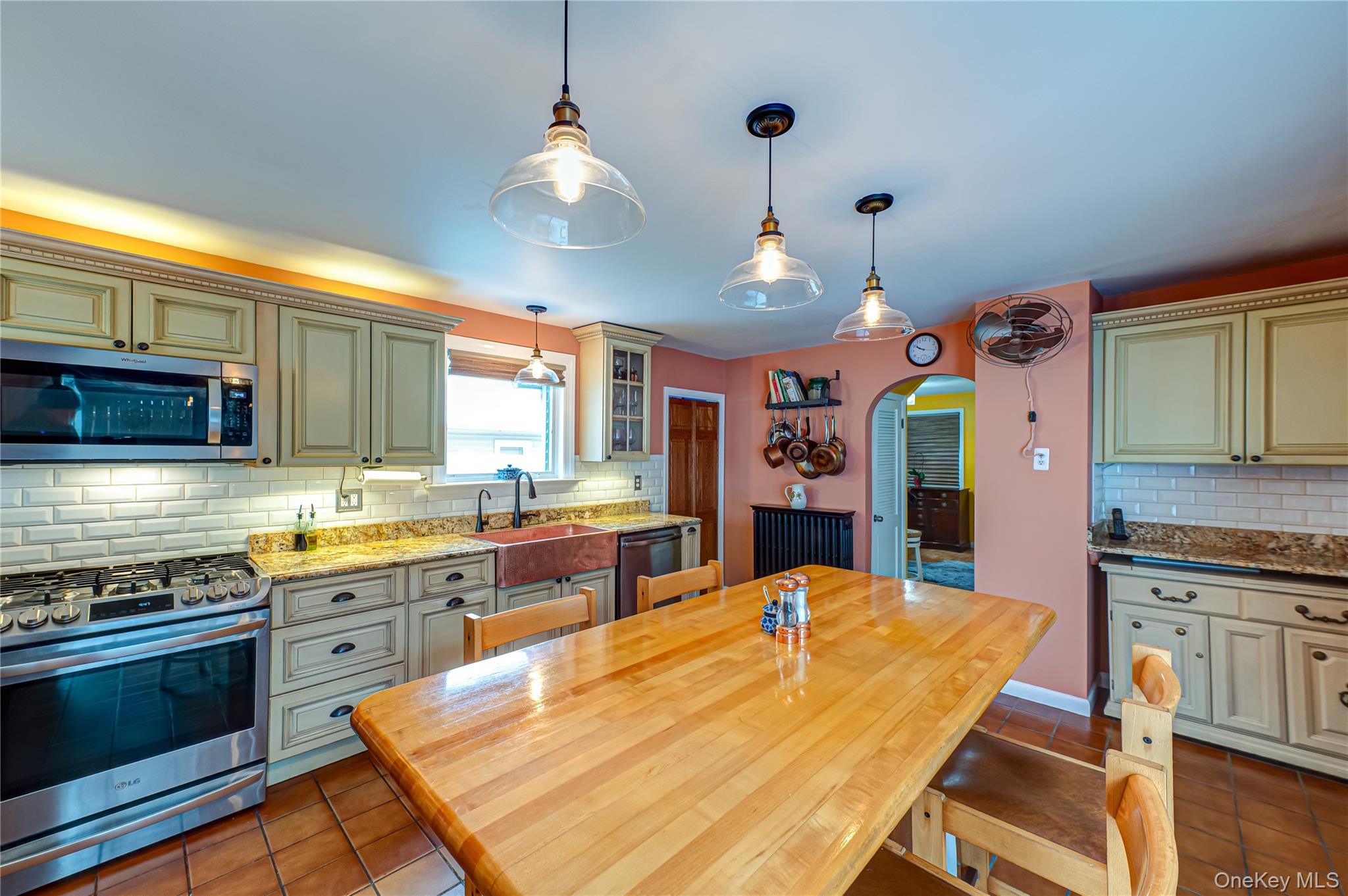 #8 photo, 7 Nicholas Street, 东长岛 Port Jefferson , NY 11777