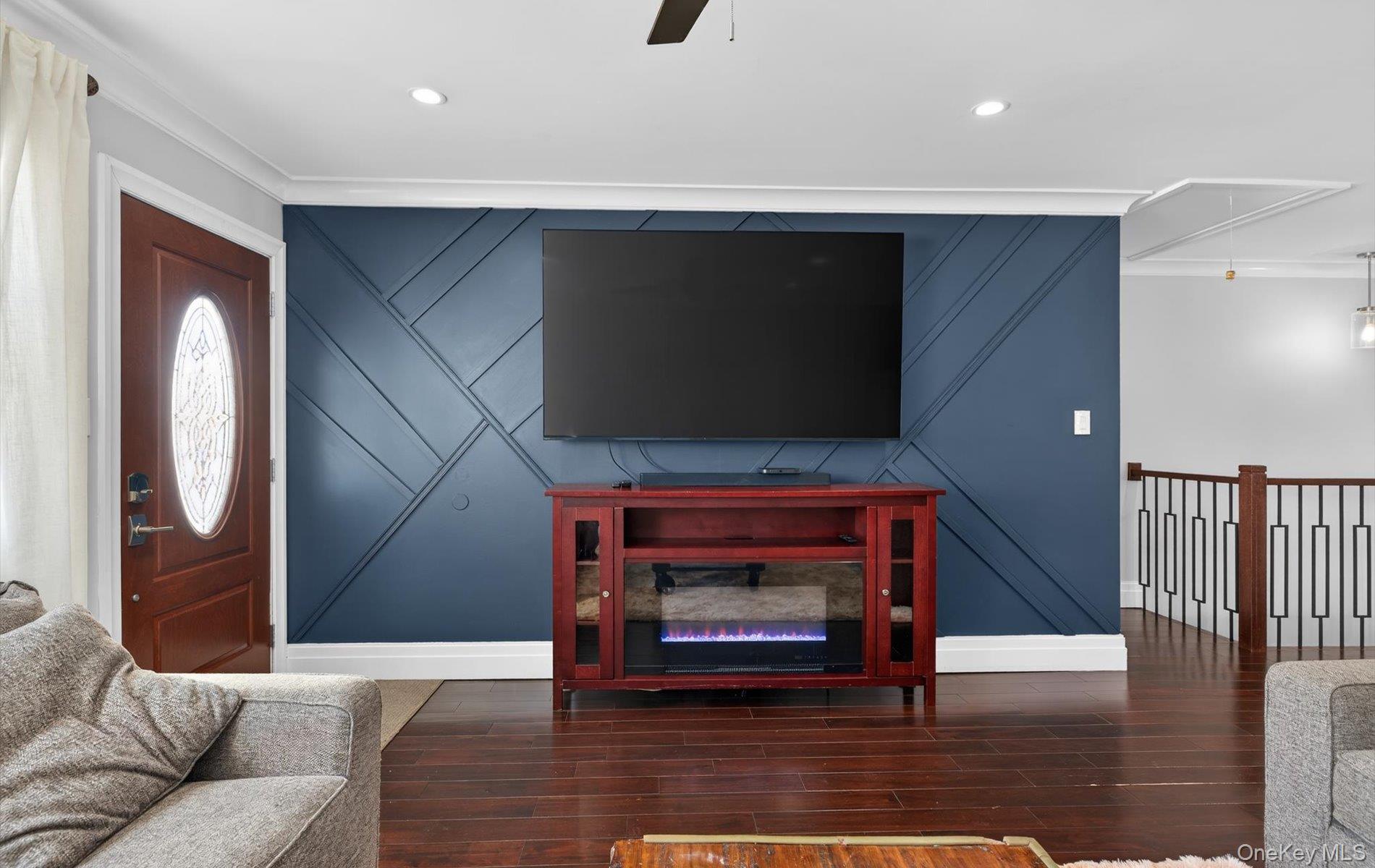 #4 photo, 85 Pengon Circle, East Meadow , NY 11554