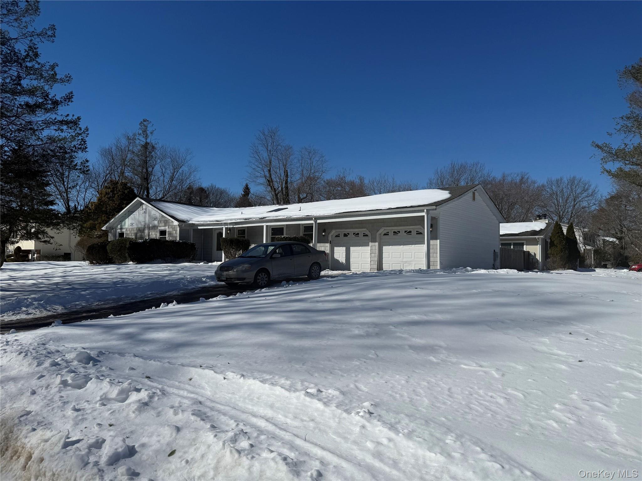 #2 photo, 5 Julia Circle, East Setauket , NY 11733