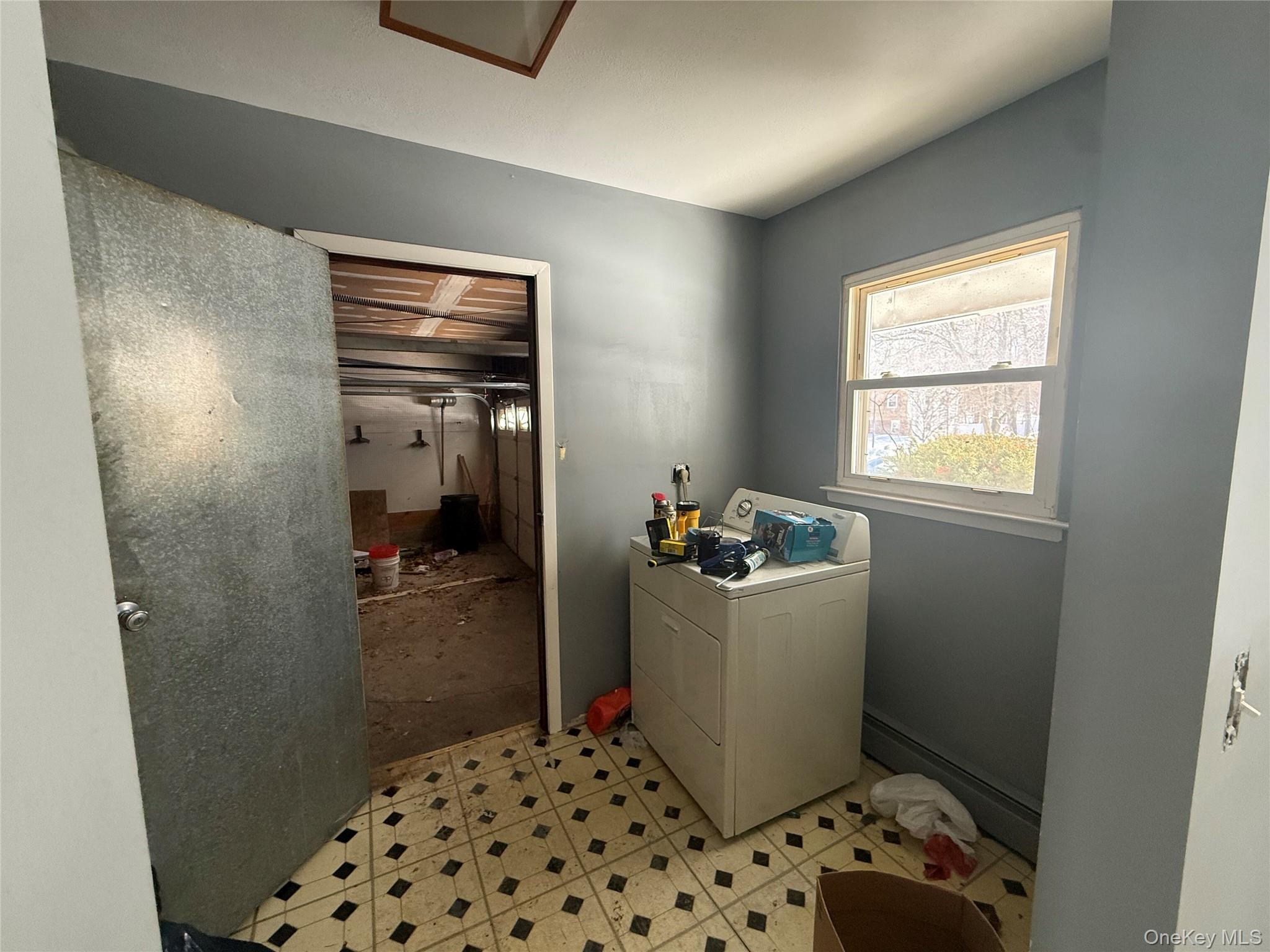 #4 photo, 5 Julia Circle, East Setauket , NY 11733