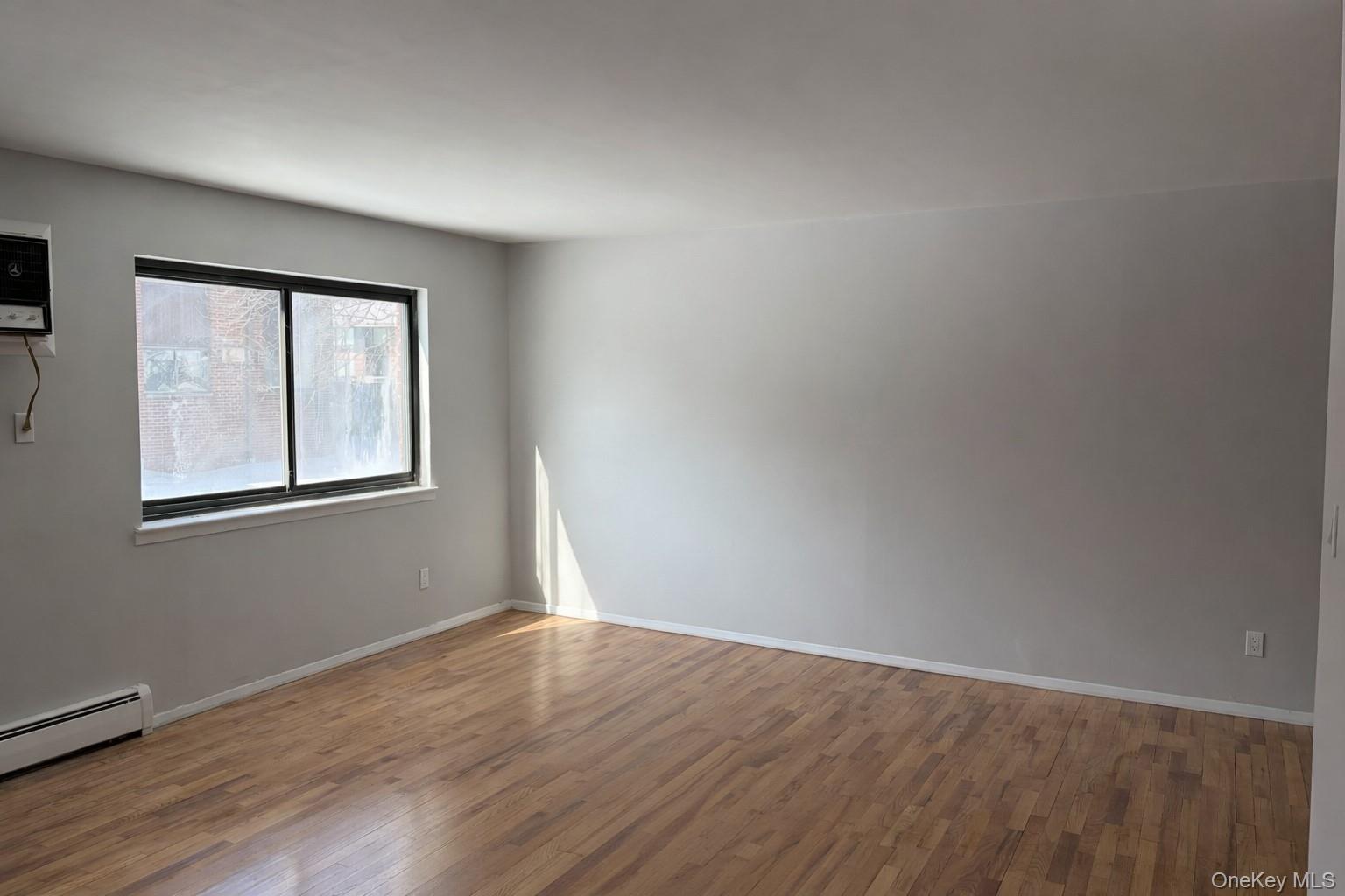 #2 photo, 8 Charles Lane, 紐約州 Pomona , NY 10970