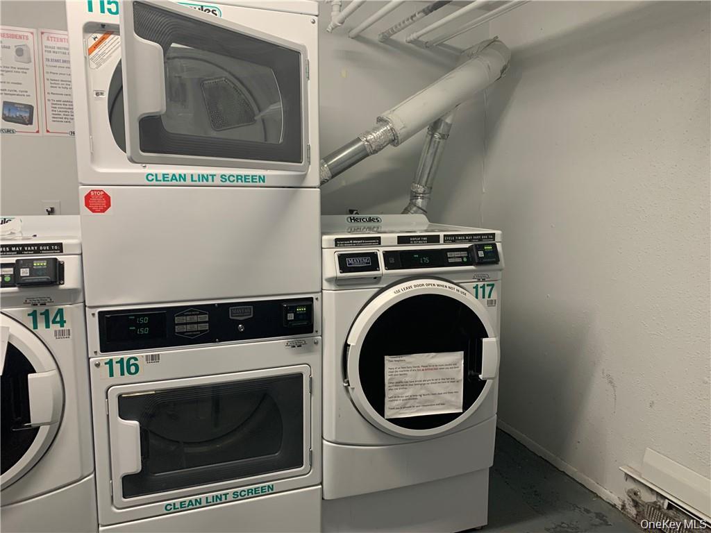 #7 photo, 8 Charles Lane, 紐約州 Pomona , NY 10970