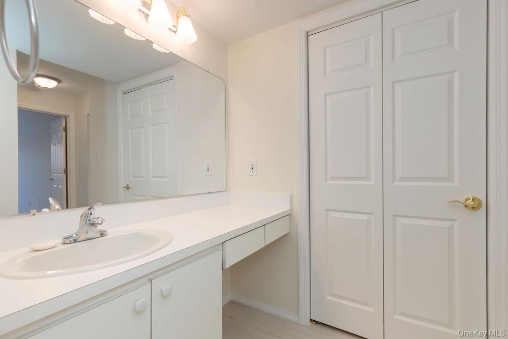 #20 photo, 37 Bronxville Glen Drive, הברונקס Bronxville , NY 10708