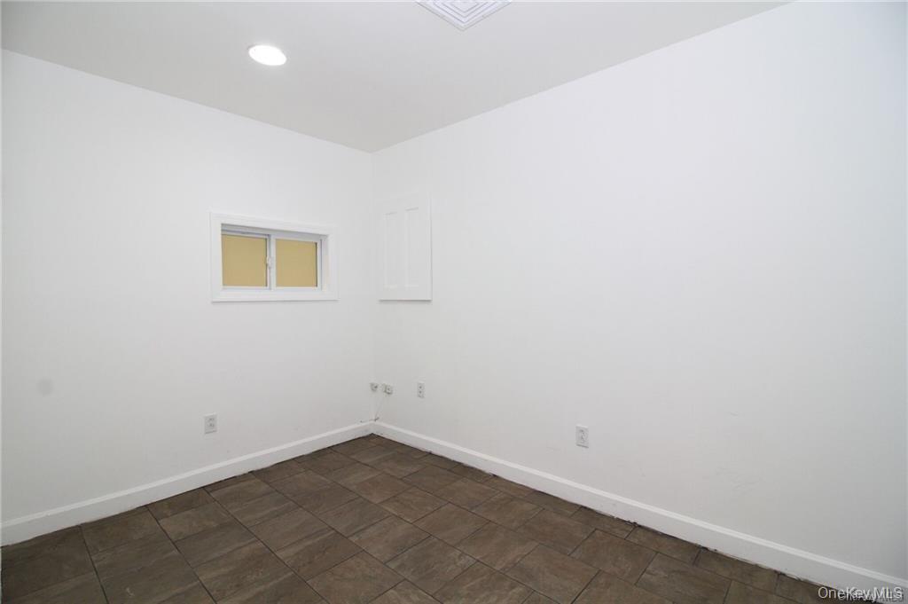 #3 photo, 18 Vredenburgh Avenue, Yonkers , NY 10704