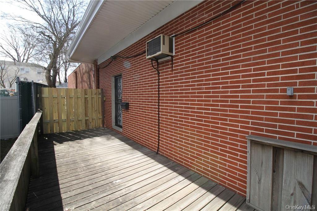 #5 photo, 18 Vredenburgh Avenue, Yonkers , NY 10704