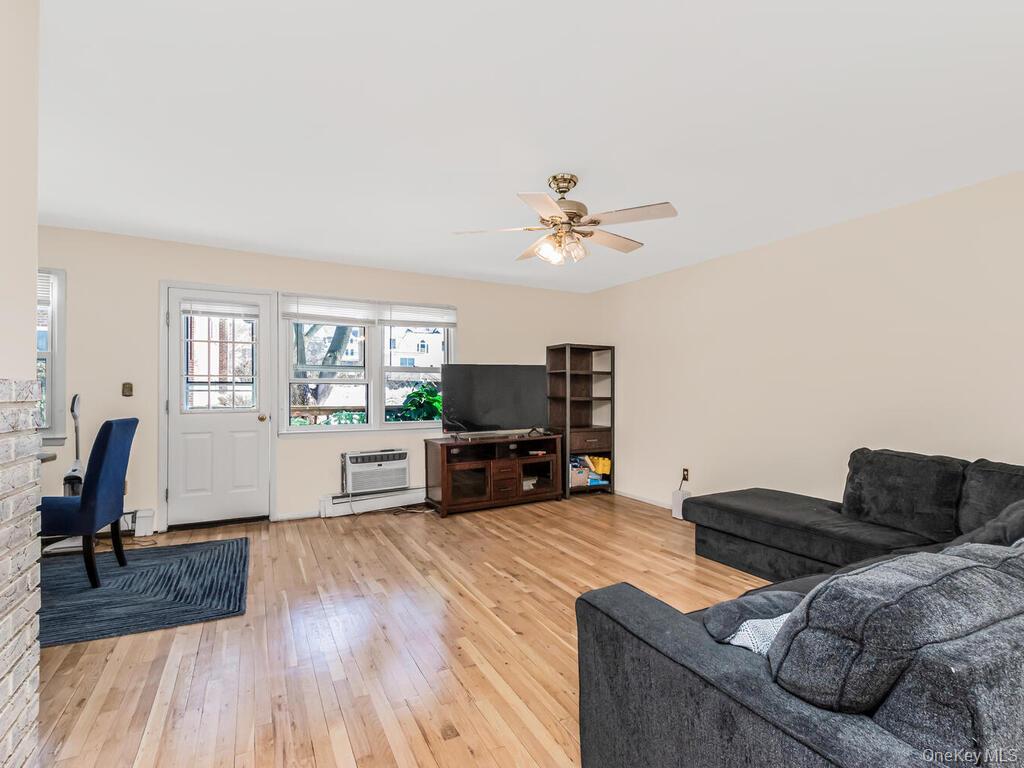 #4 photo, 380 N Broadway, Yonkers , NY 10701