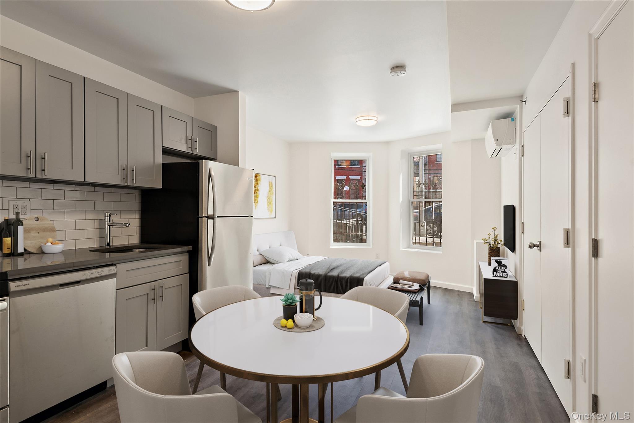 #13 photo, 1047 Morris Avenue, Bronx , NY 10456