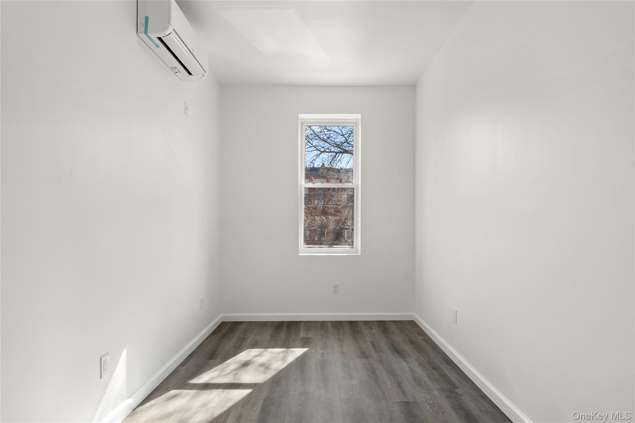 #9 photo, 1047 Morris Avenue, Bronx , NY 10456