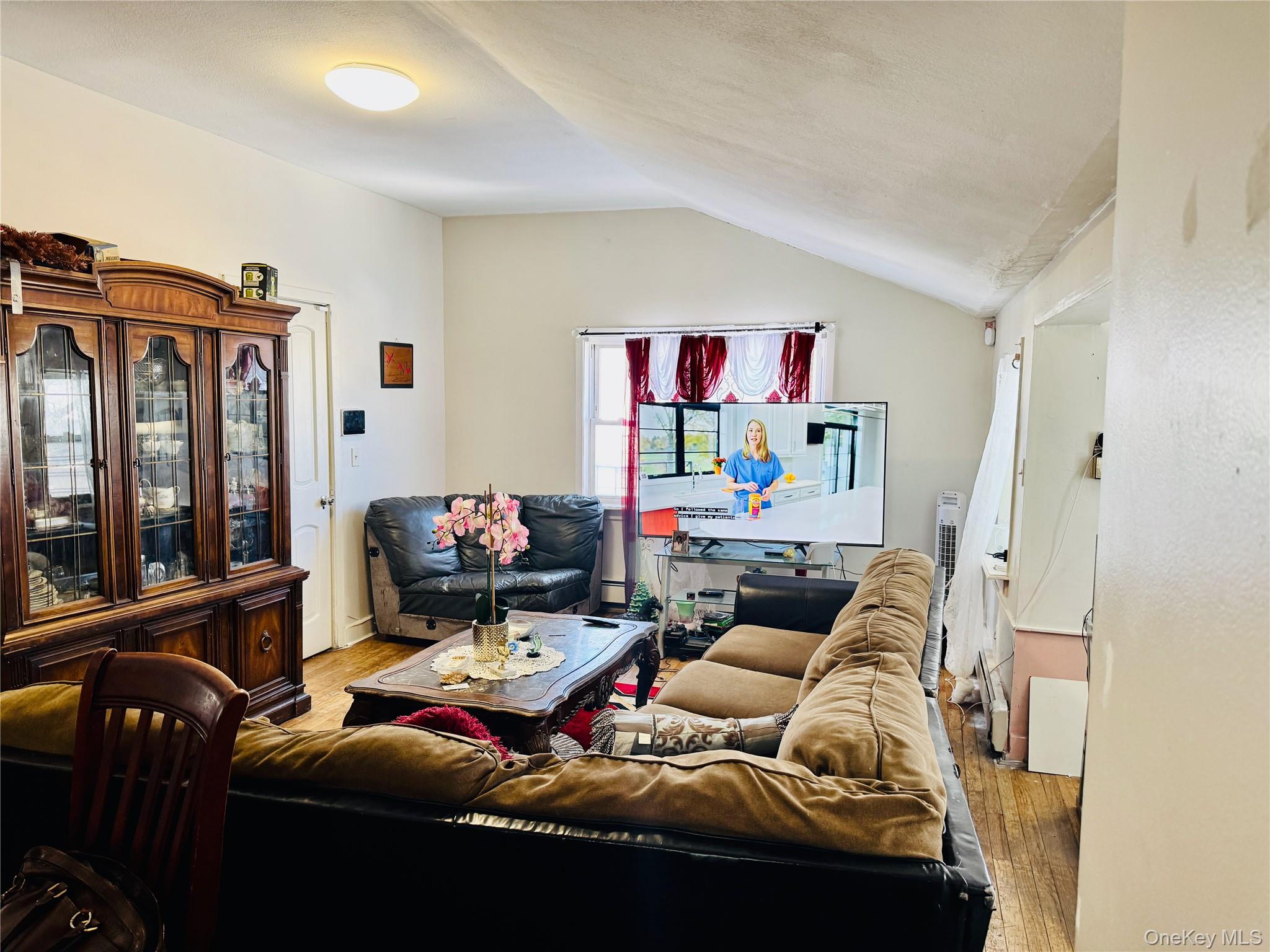 #3 photo, 138 W Kingsbridge Road, Mount Vernon , NY 10550